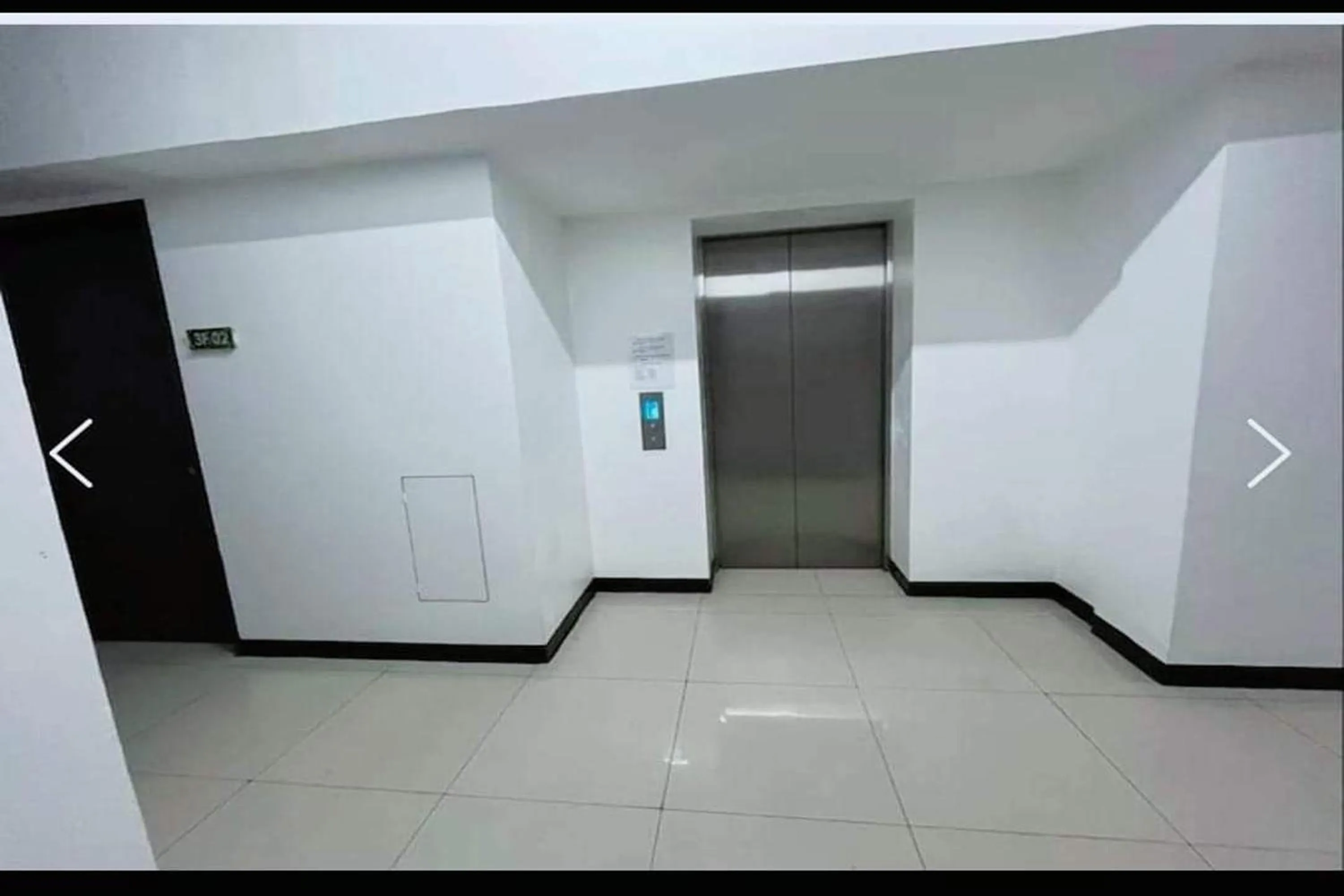 elevator in Krystal Claine Homestay-BURNHAM HILL