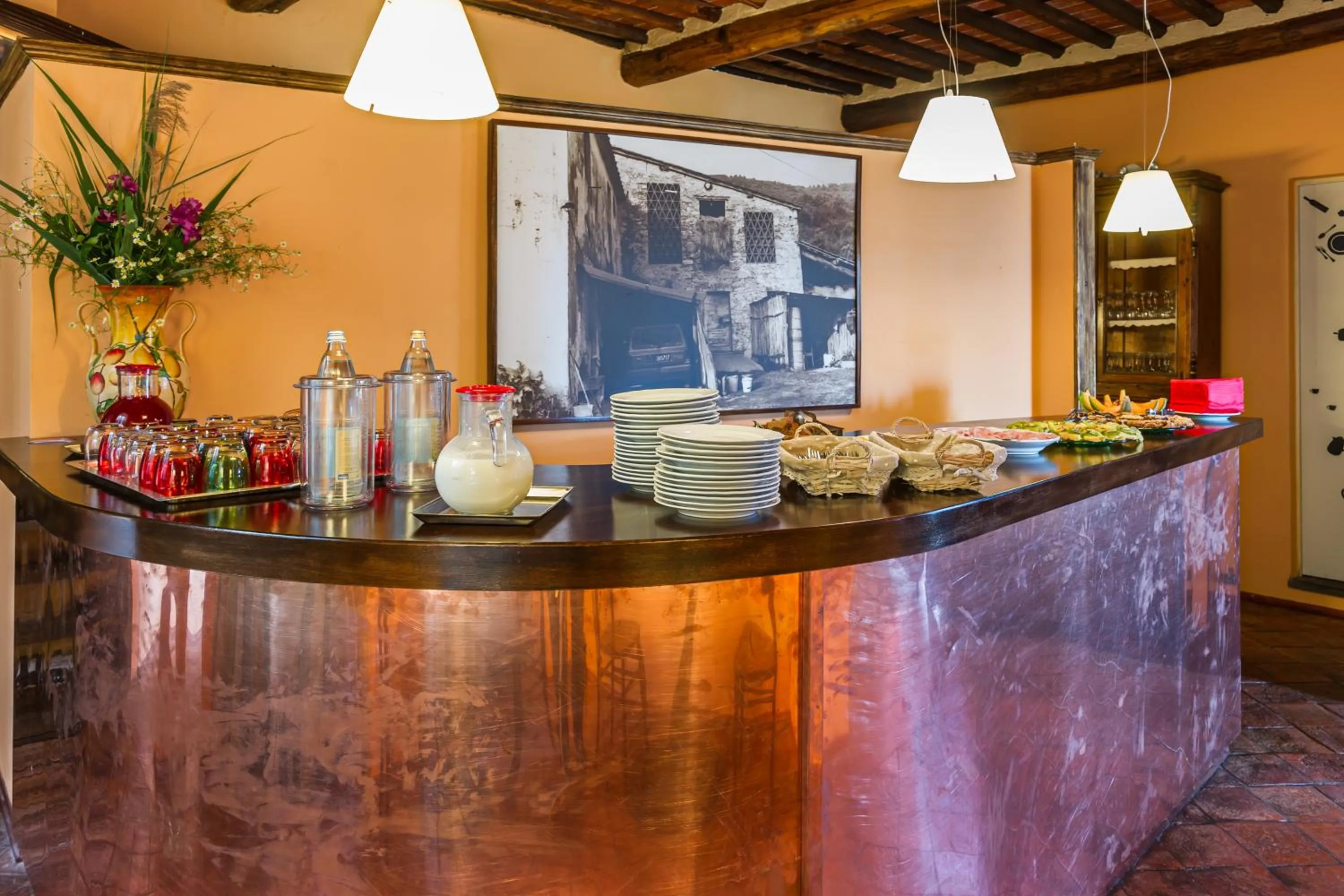 Continental breakfast in Hotel Villa Volpi
