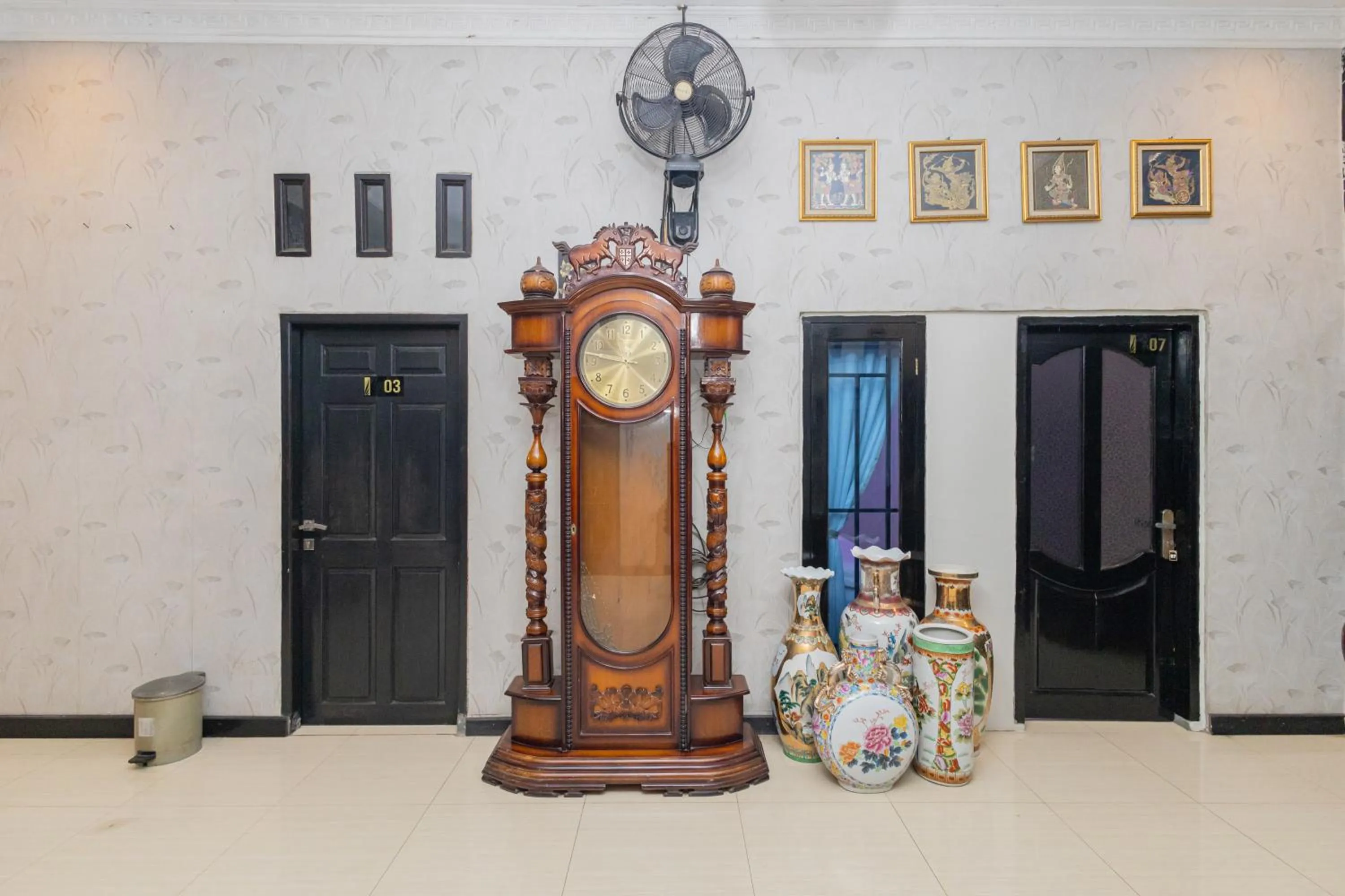 Property building in Boss Residence Serang Mitra RedDoorz