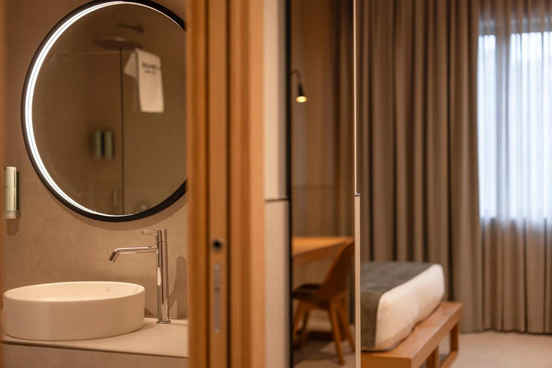 Photo of the whole room in Hotel Leopardi