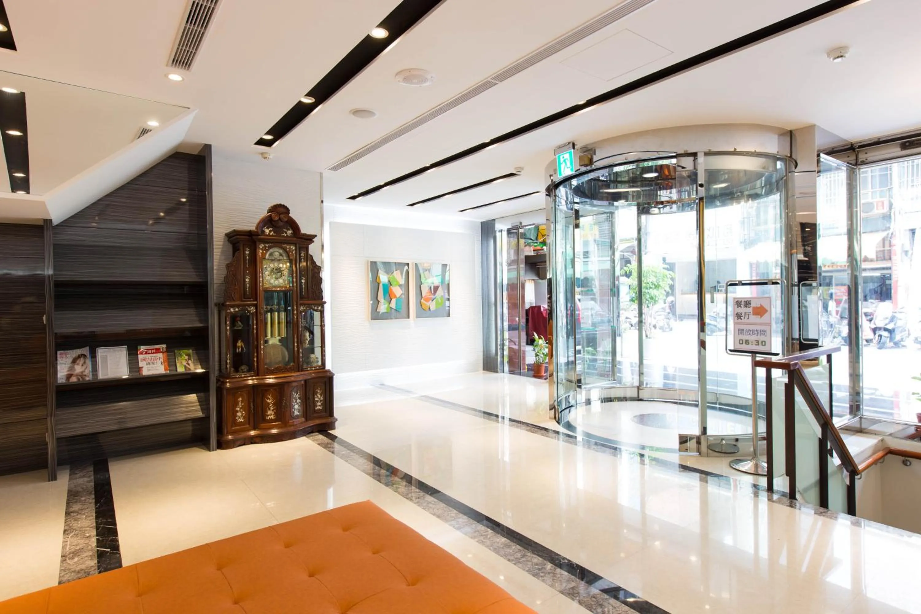 Lobby or reception in Kousin Hotel