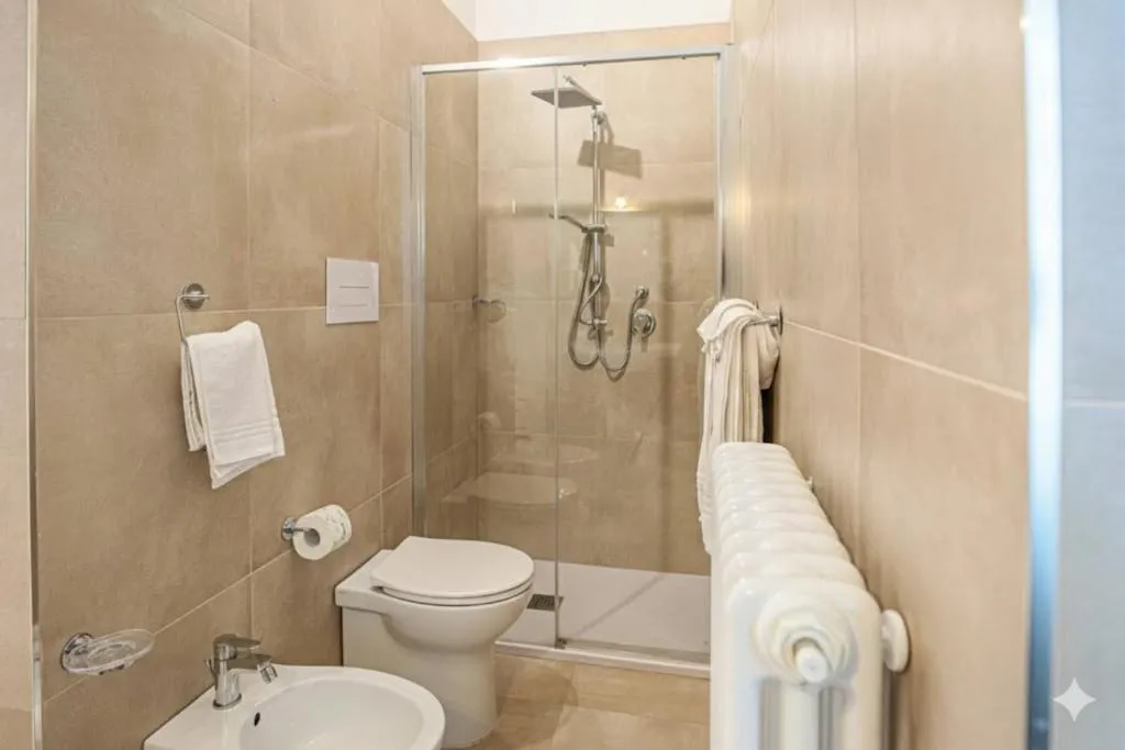 Bathroom in Hotel Paradiso