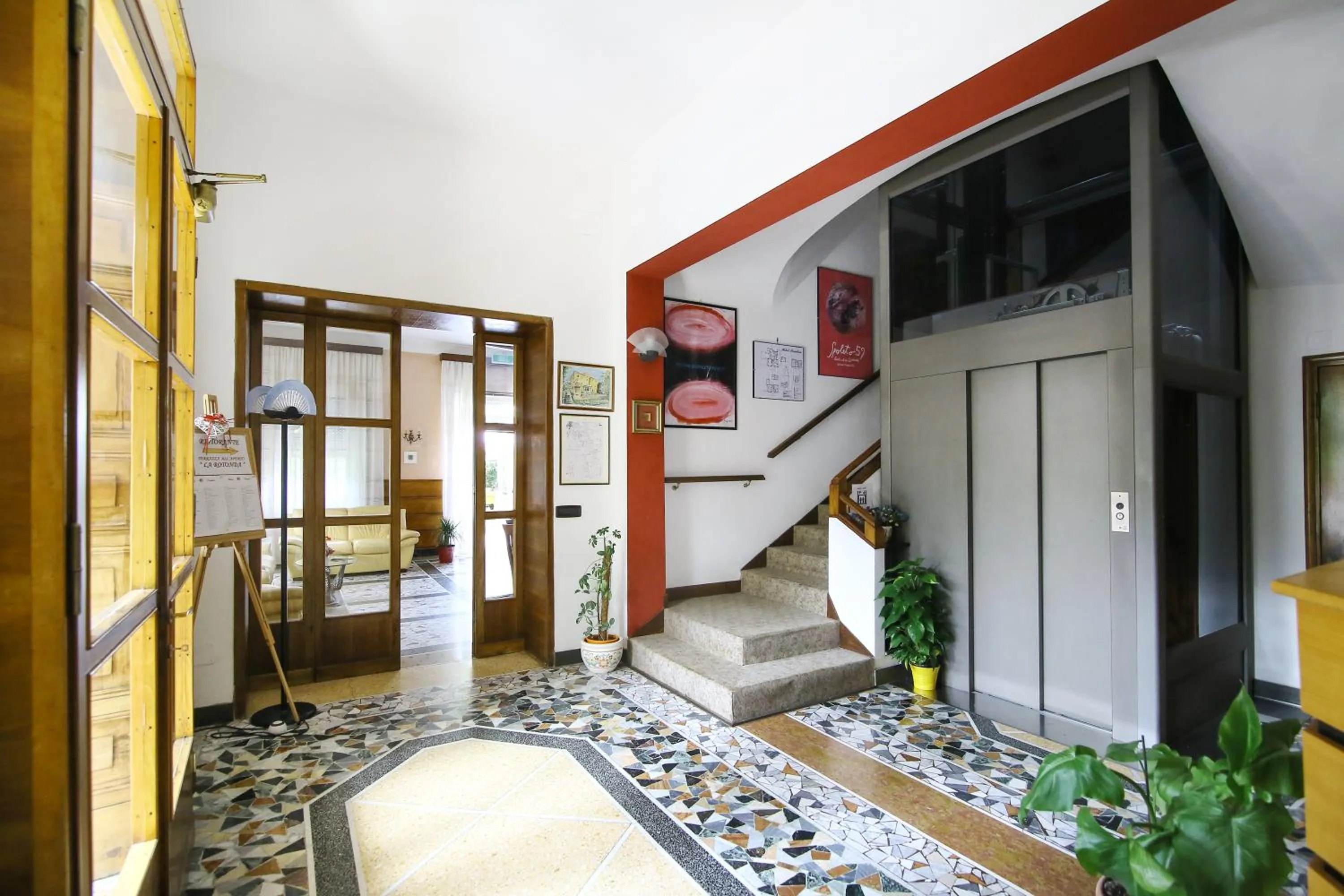 Bed in Hotel Paradiso