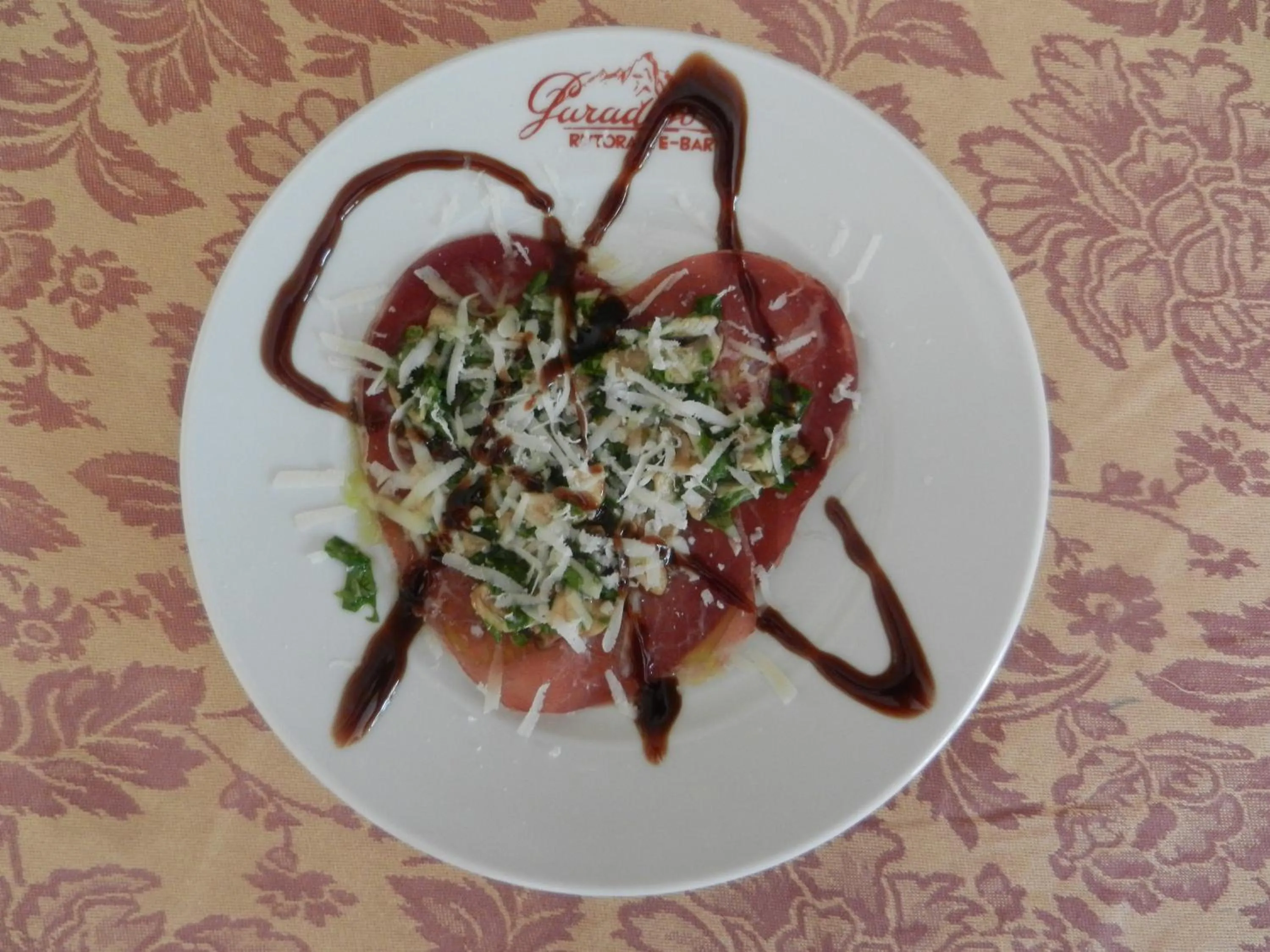 Food in Hotel Paradiso