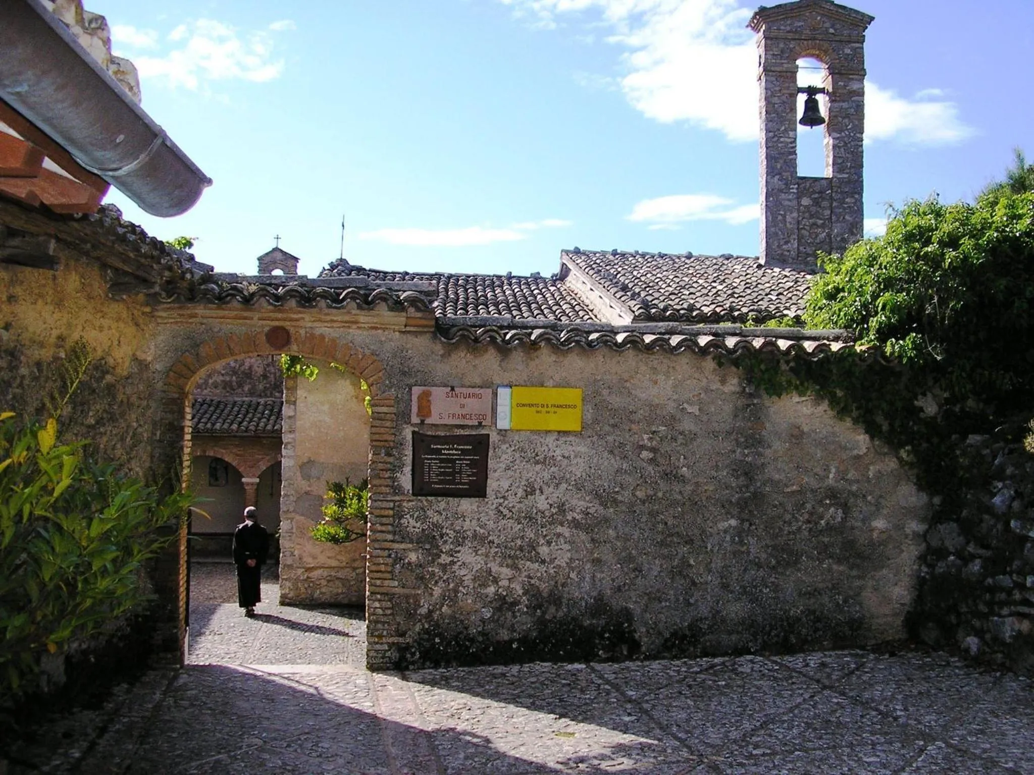 Area and facilities in Hotel Paradiso
