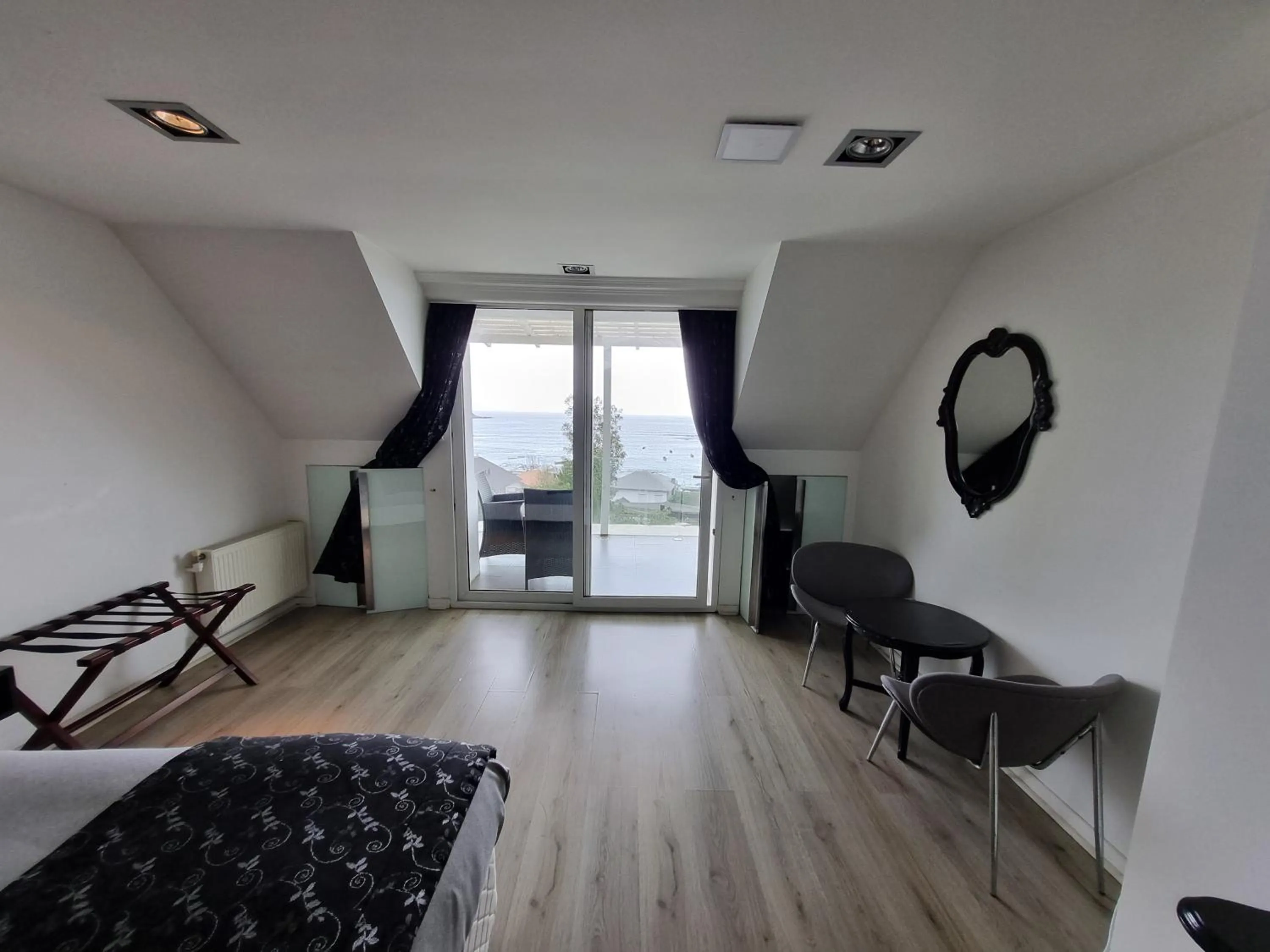 Photo of the whole room in Winery Hotel Boutique