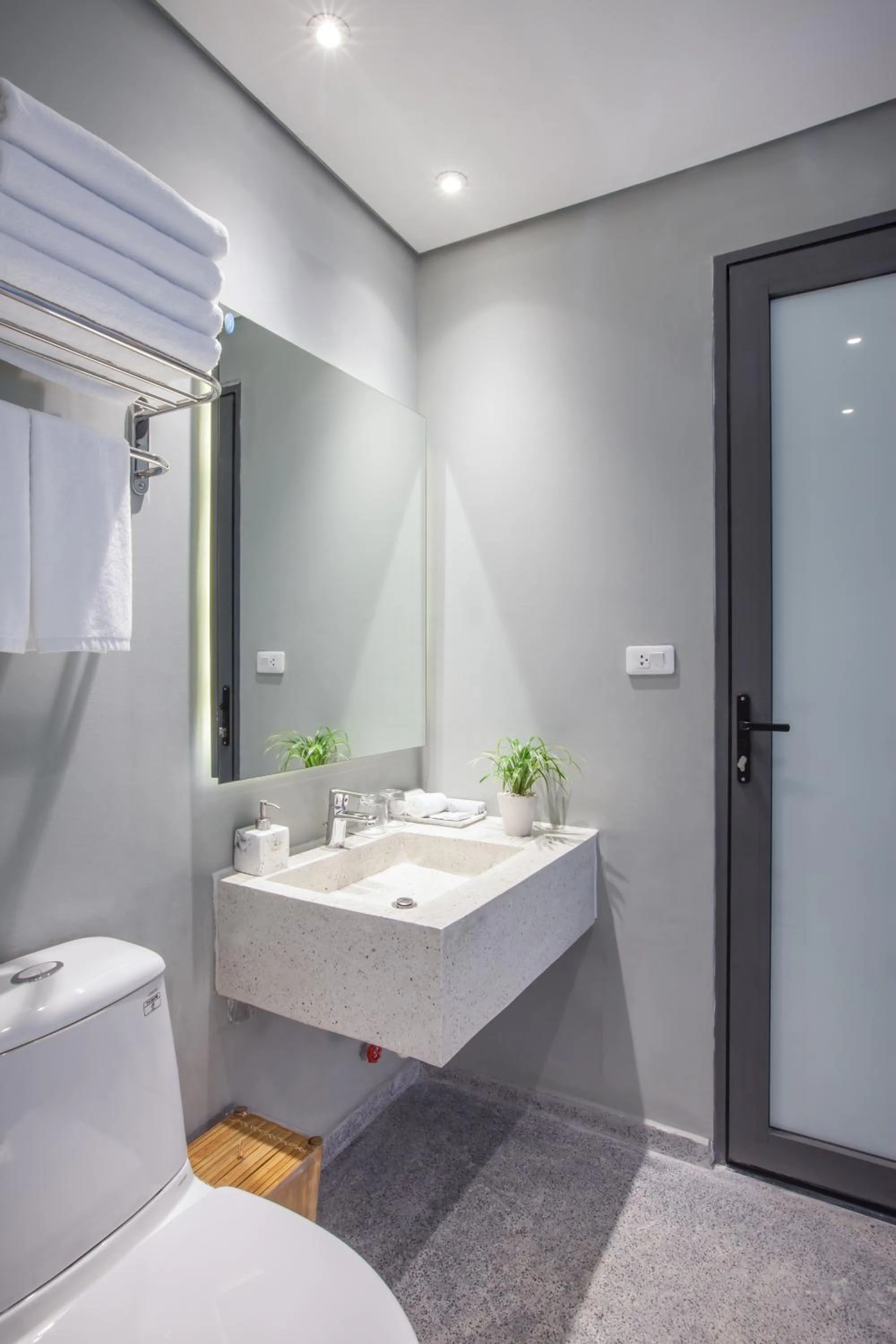 Shower in Thanh Tan Hot Springs By Fusion