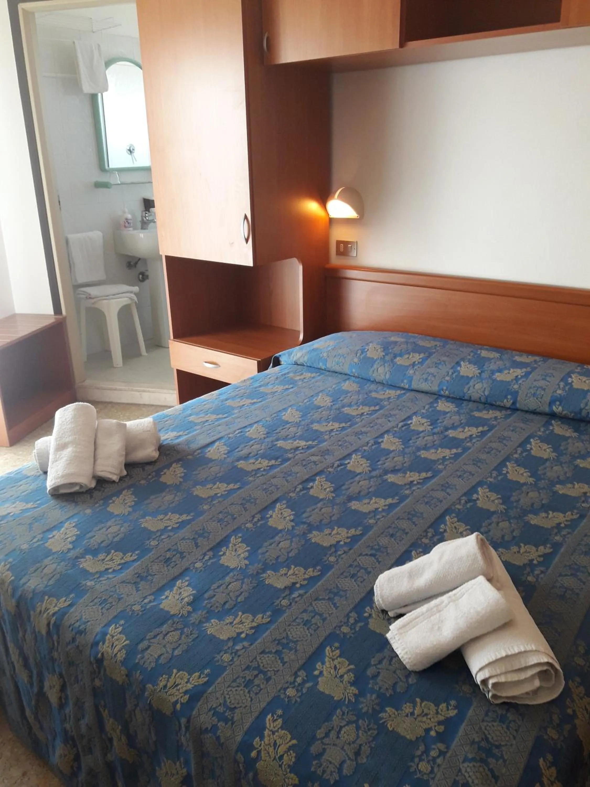 Bed in Hotel Imperiale