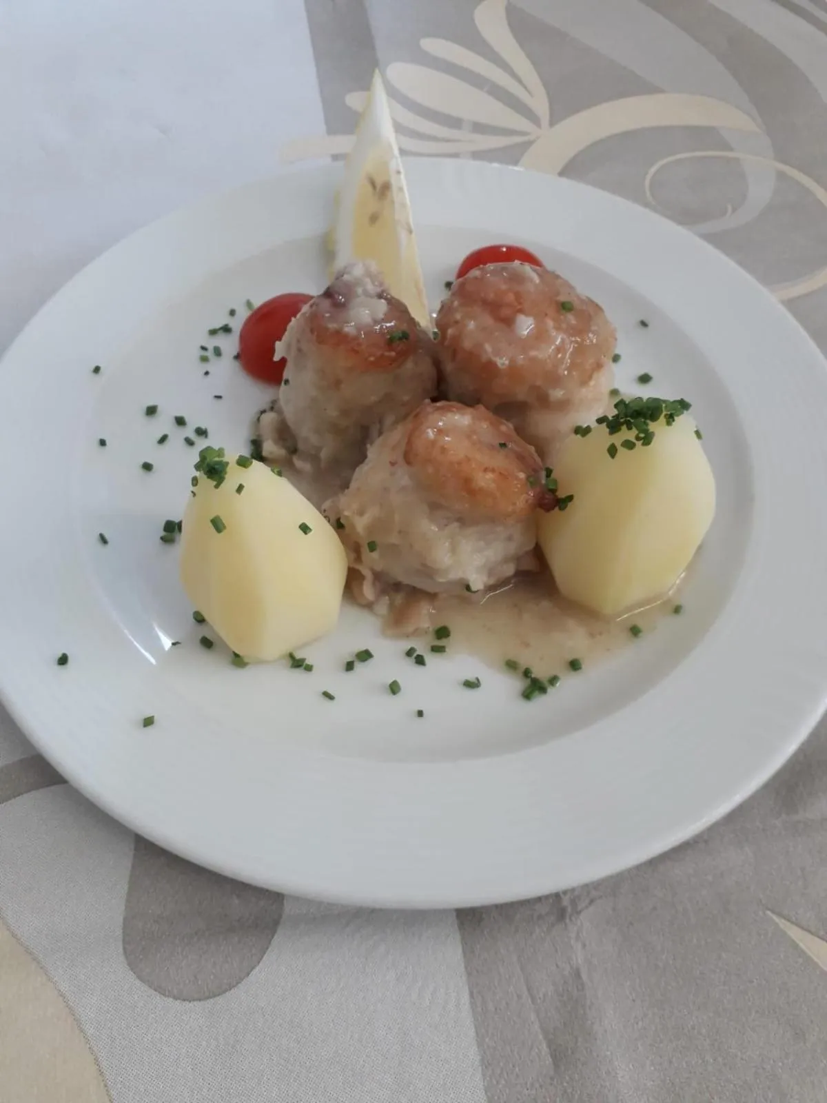 Restaurant/places to eat in Hotel Imperiale