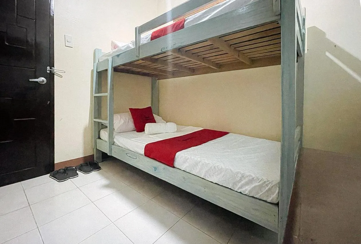 Bed in RedDoorz @ Cion Suites Mintal Davao