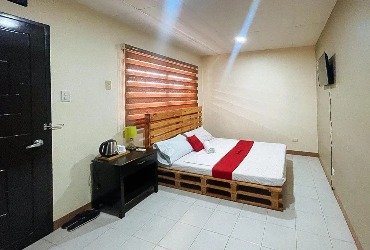 Bed in RedDoorz @ Cion Suites Mintal Davao