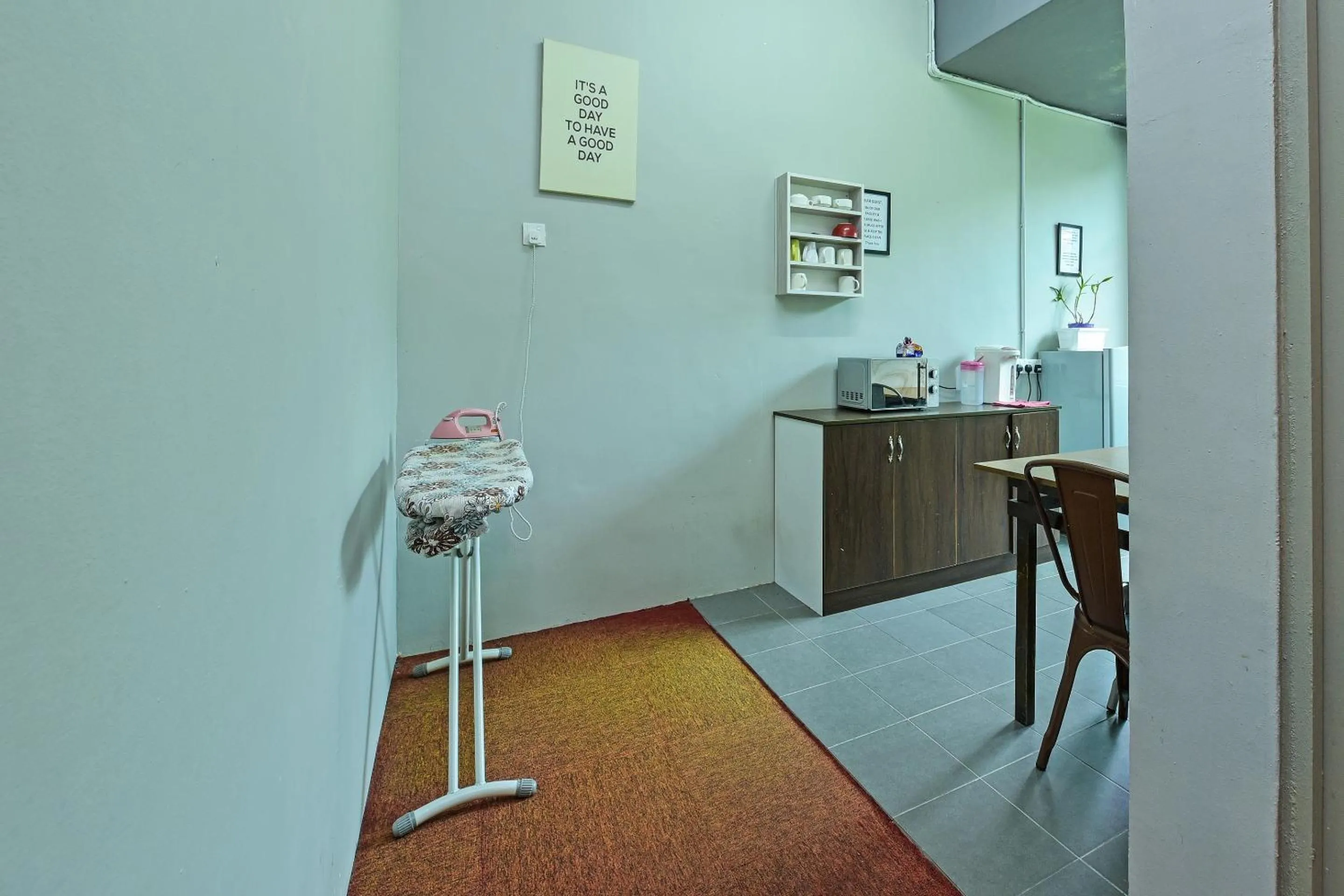 Lobby or reception in Hotel O Bed Station Guest House Dormitory