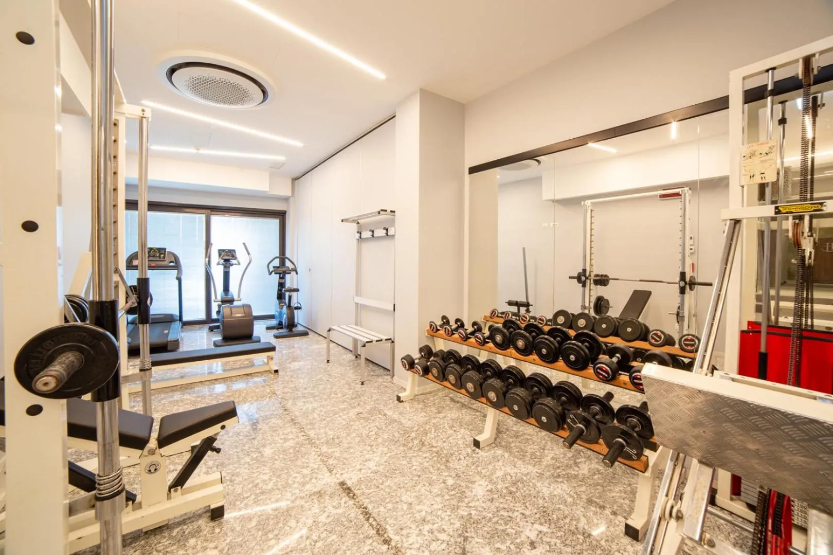 Fitness centre/facilities in Waldorf Palace Hotel