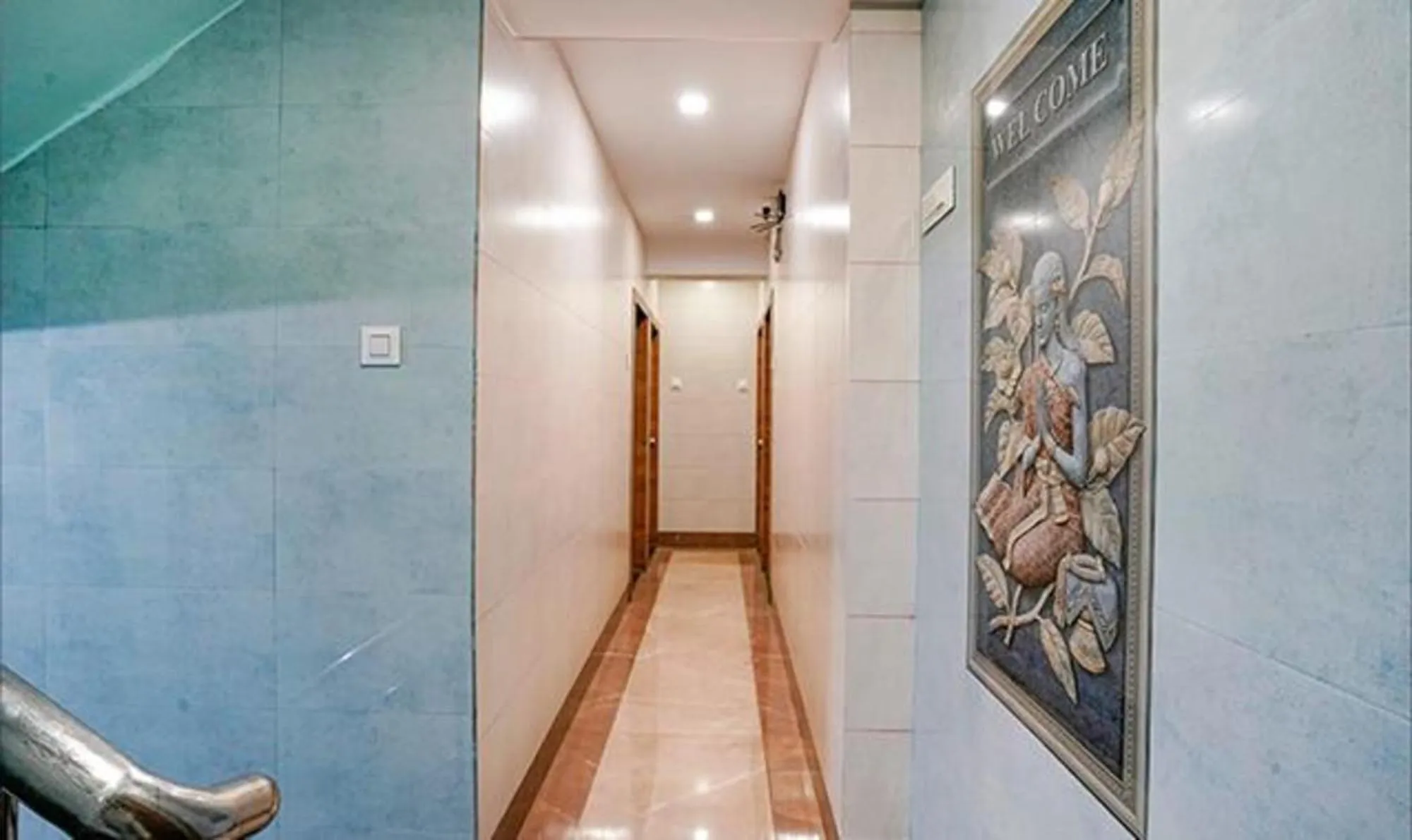 Lobby or reception in FabHotel White Gold - Nr Mahape