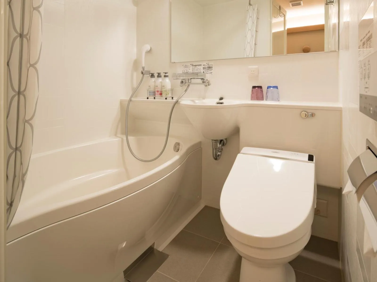 Toilet in GRIDS PREMIUM HOTEL OTARU