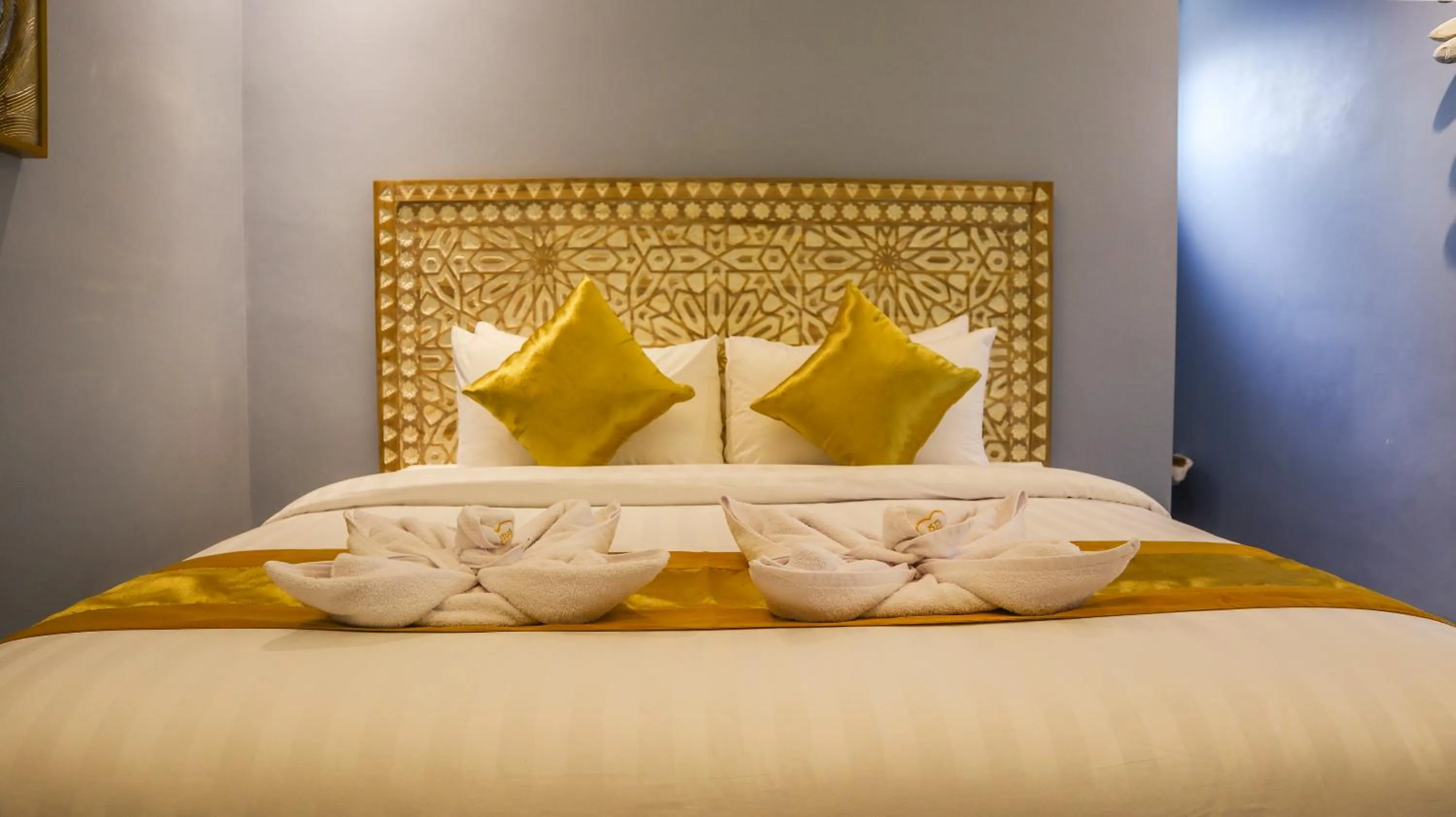 Bed in Omah Siliran Heritage
