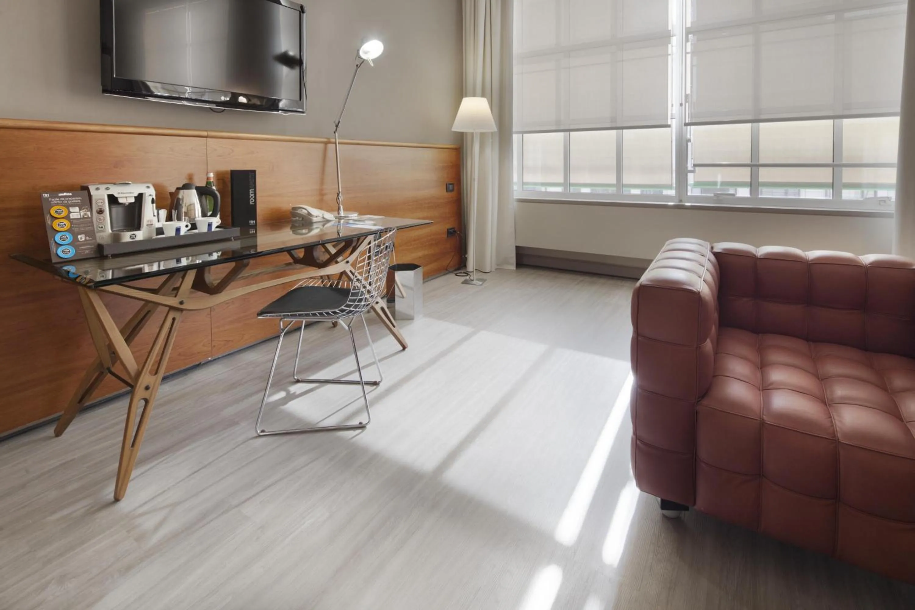 Bedroom in NH Torino Lingotto Congress