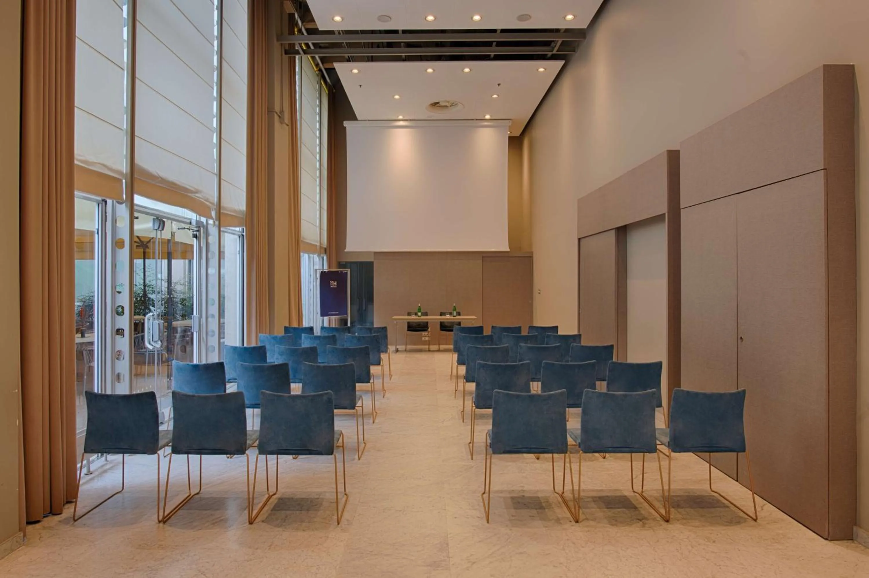 Meeting/conference room in NH Torino Lingotto Congress