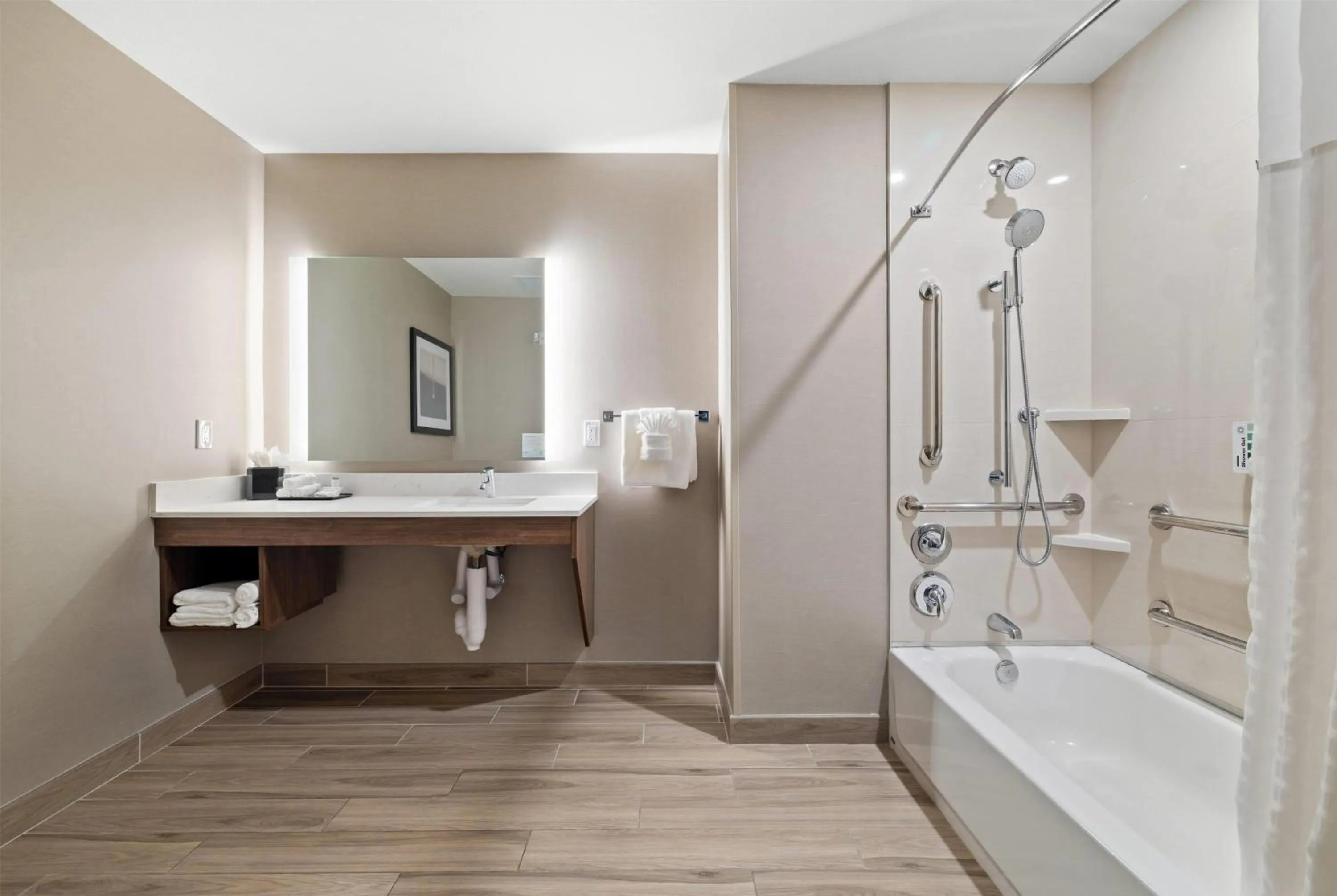 Photo of the whole room in La Quinta Inn & Suites by Wyndham Santa Cruz