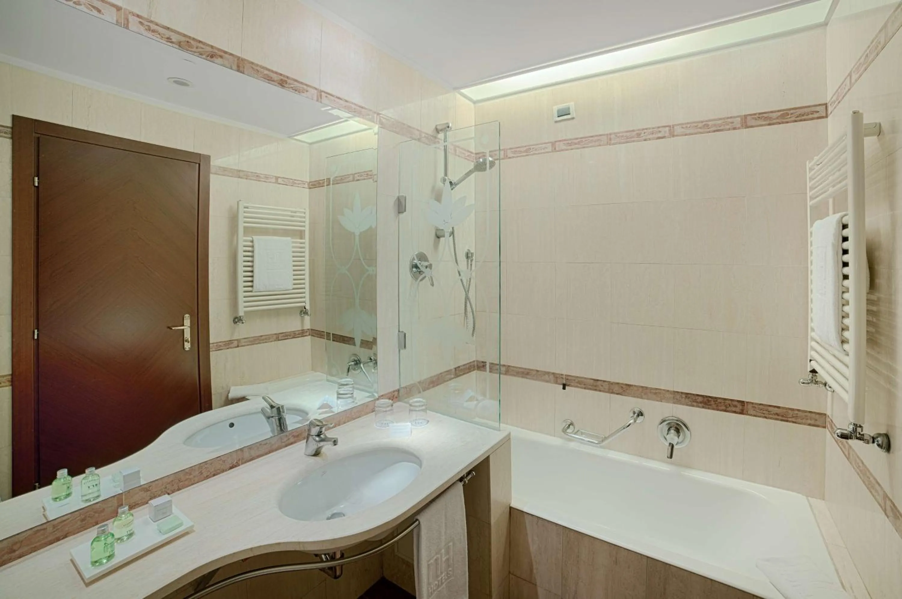 Bathroom in NH Milano Machiavelli