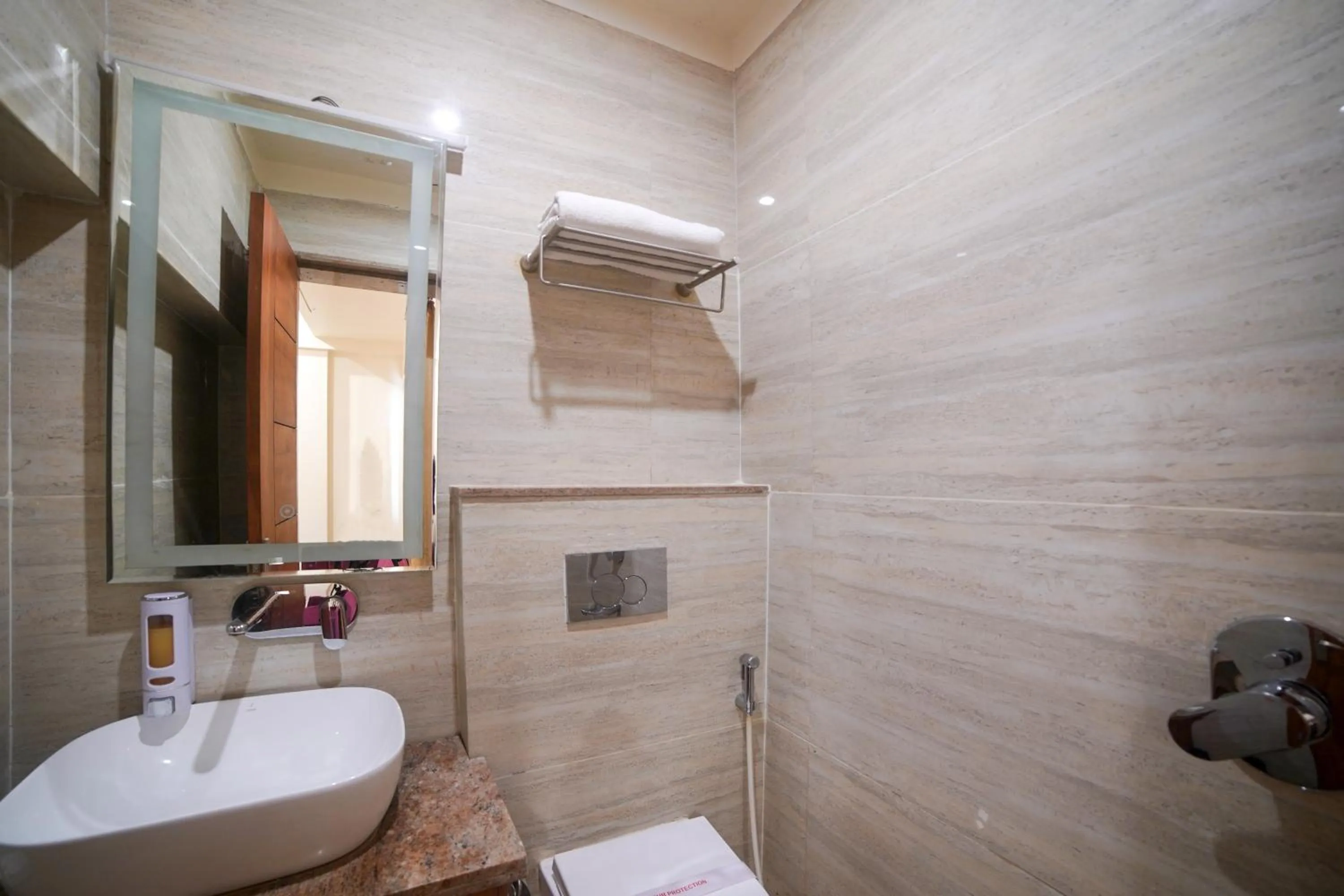 Bathroom in Hotel Centre Park Bhopal