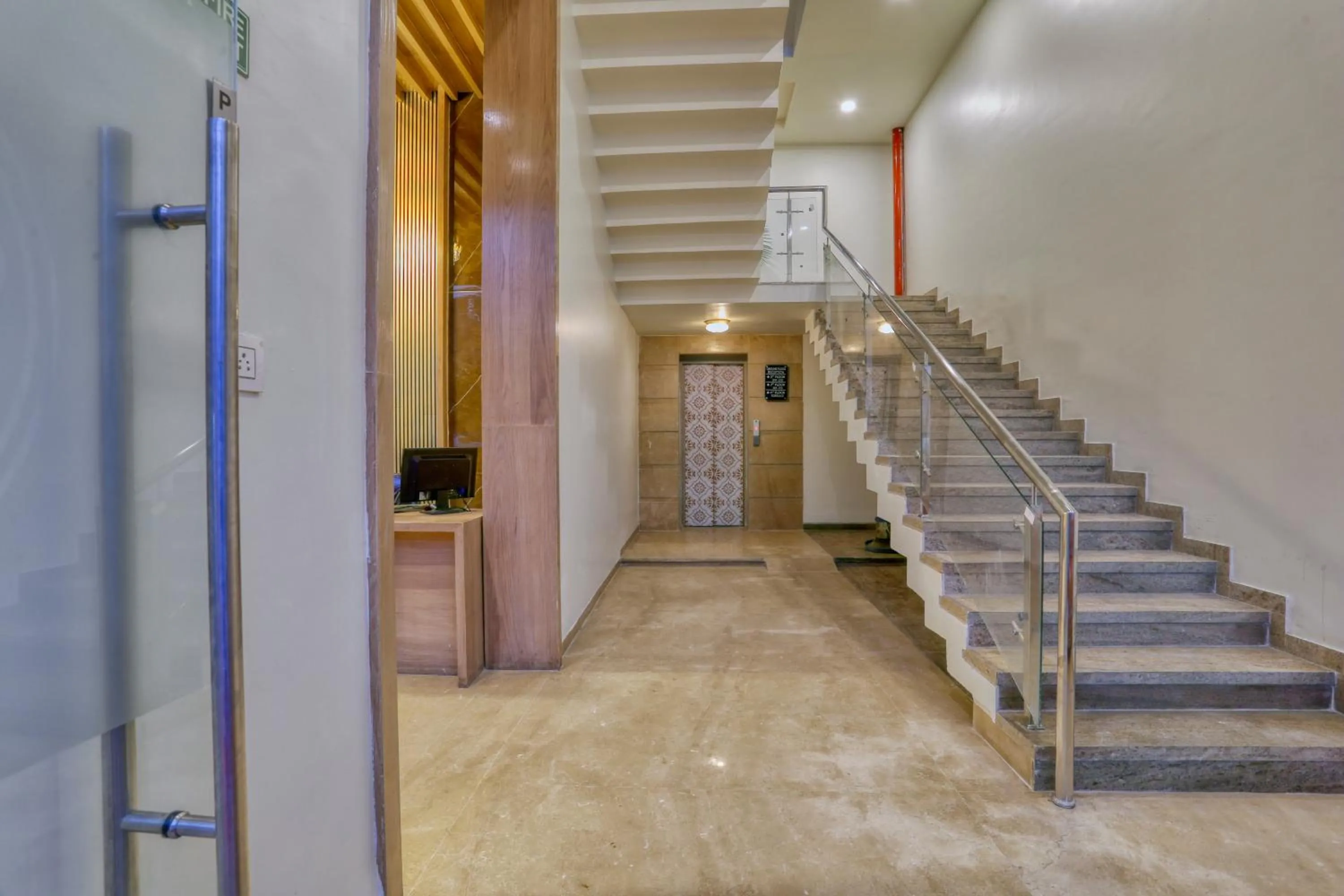 Lobby or reception in Hotel Centre Park Bhopal