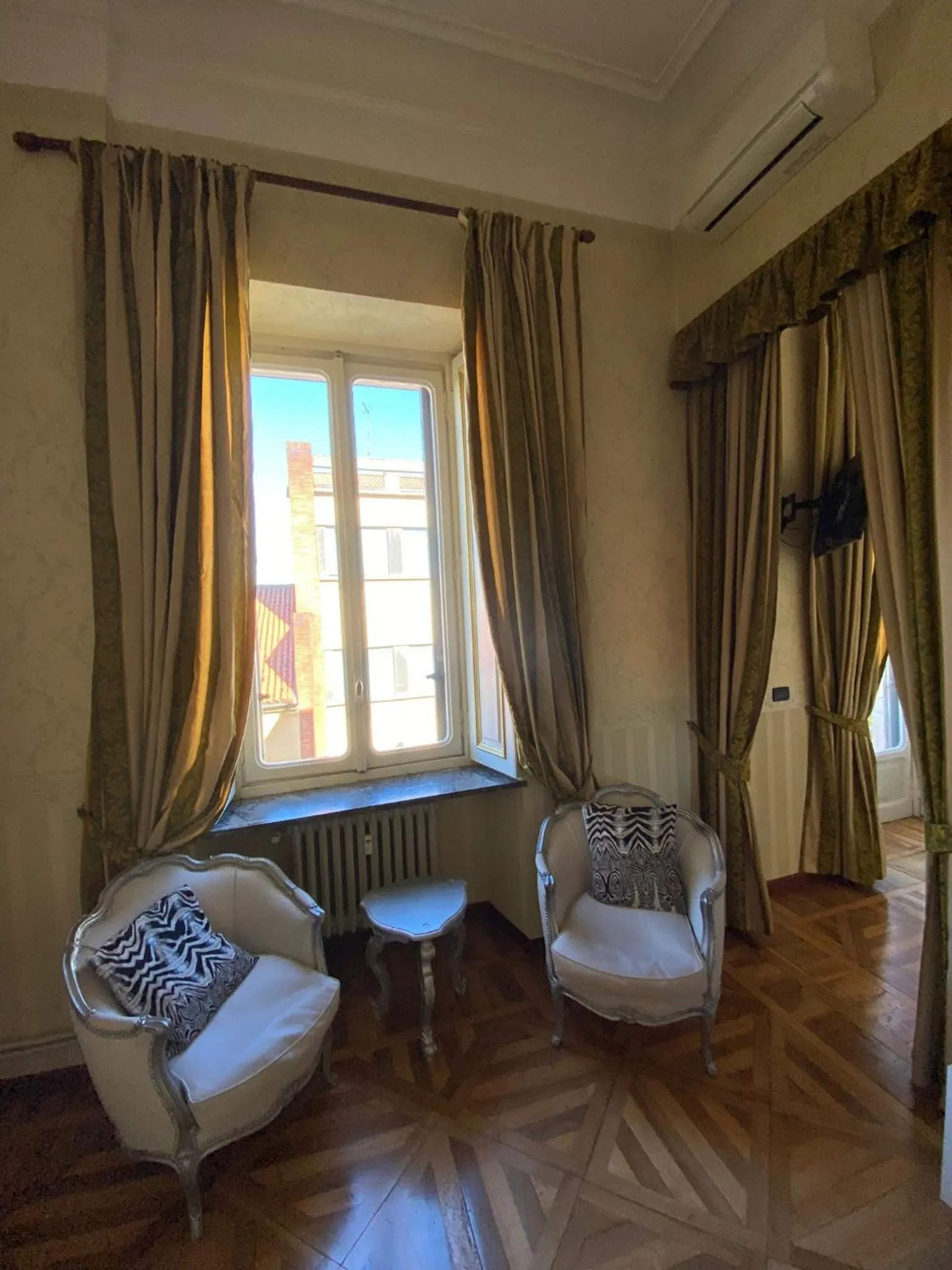 Living room in Artua'&Solferino