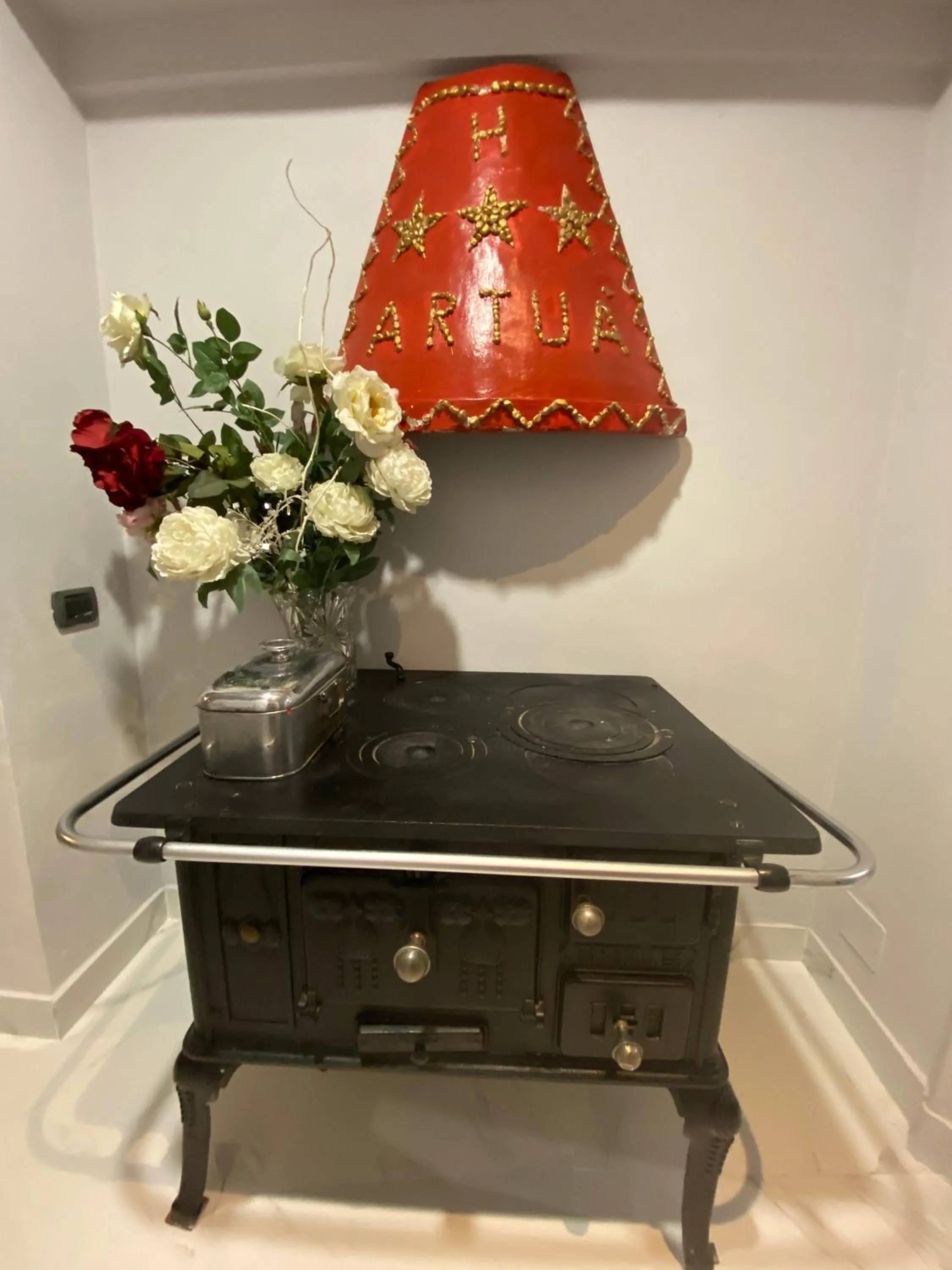 Communal kitchen in Artua'&Solferino