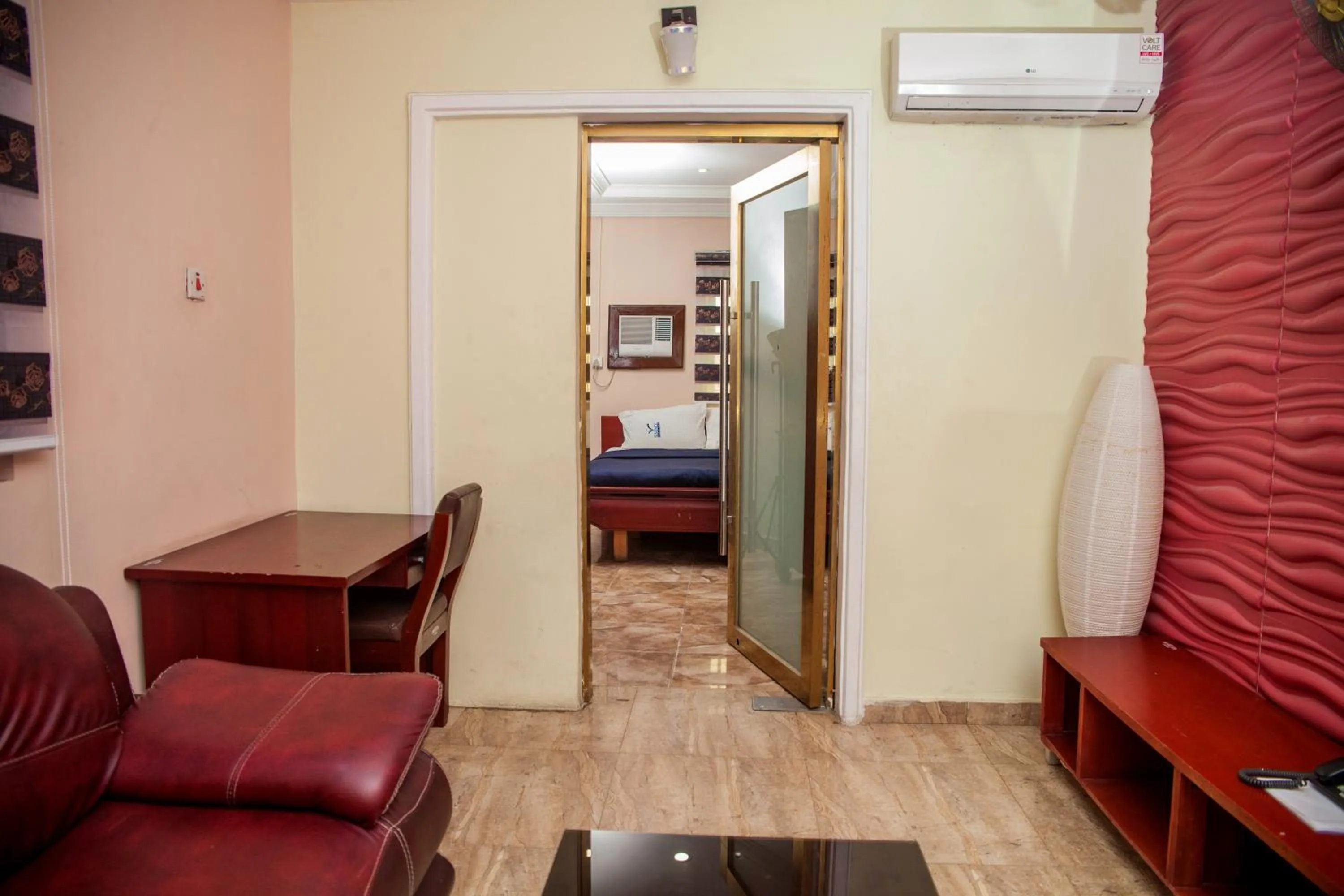 Living room in Emmy Hotels & Suites