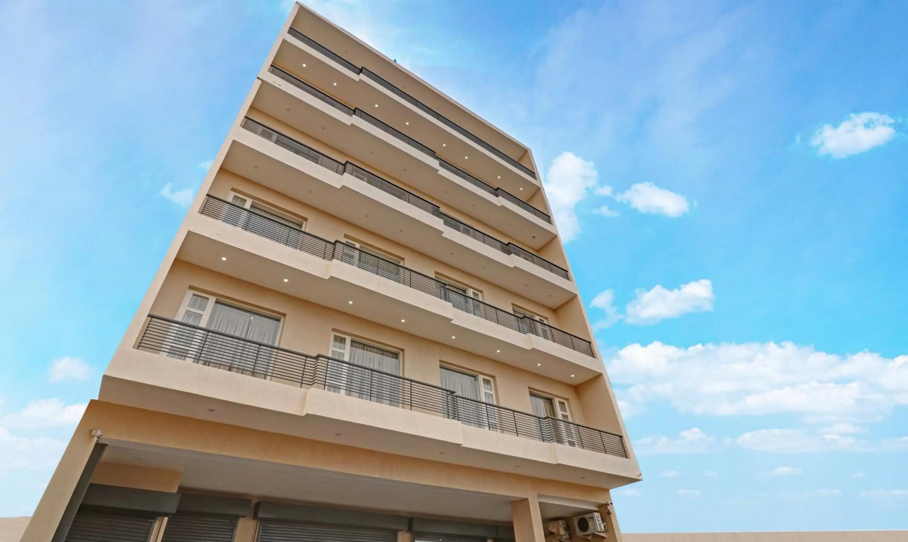 Property building in Treebo Kamron Regency Sector 80