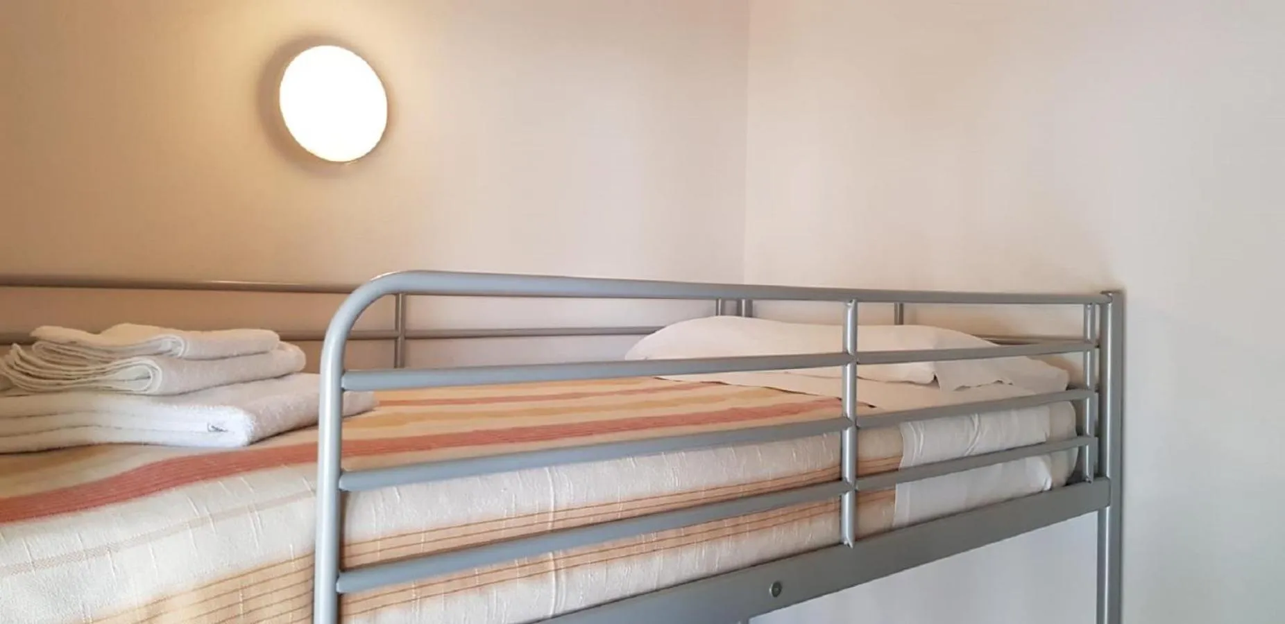 bunk bed, Bed in Hotel Enrica
