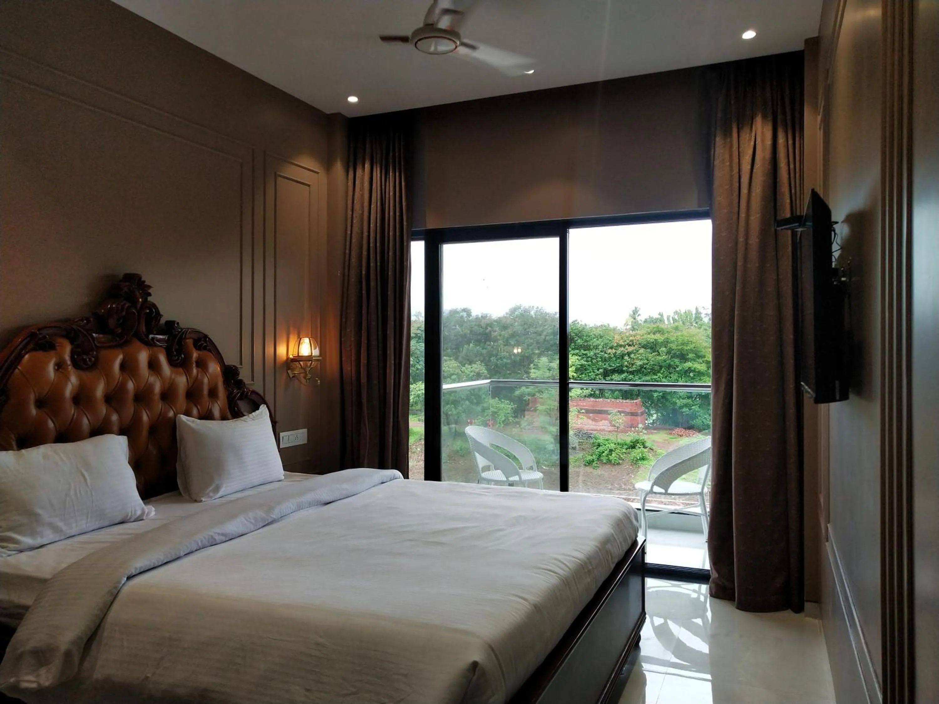 Bed in Paramount Riverfront Resort & Spa, Karjat