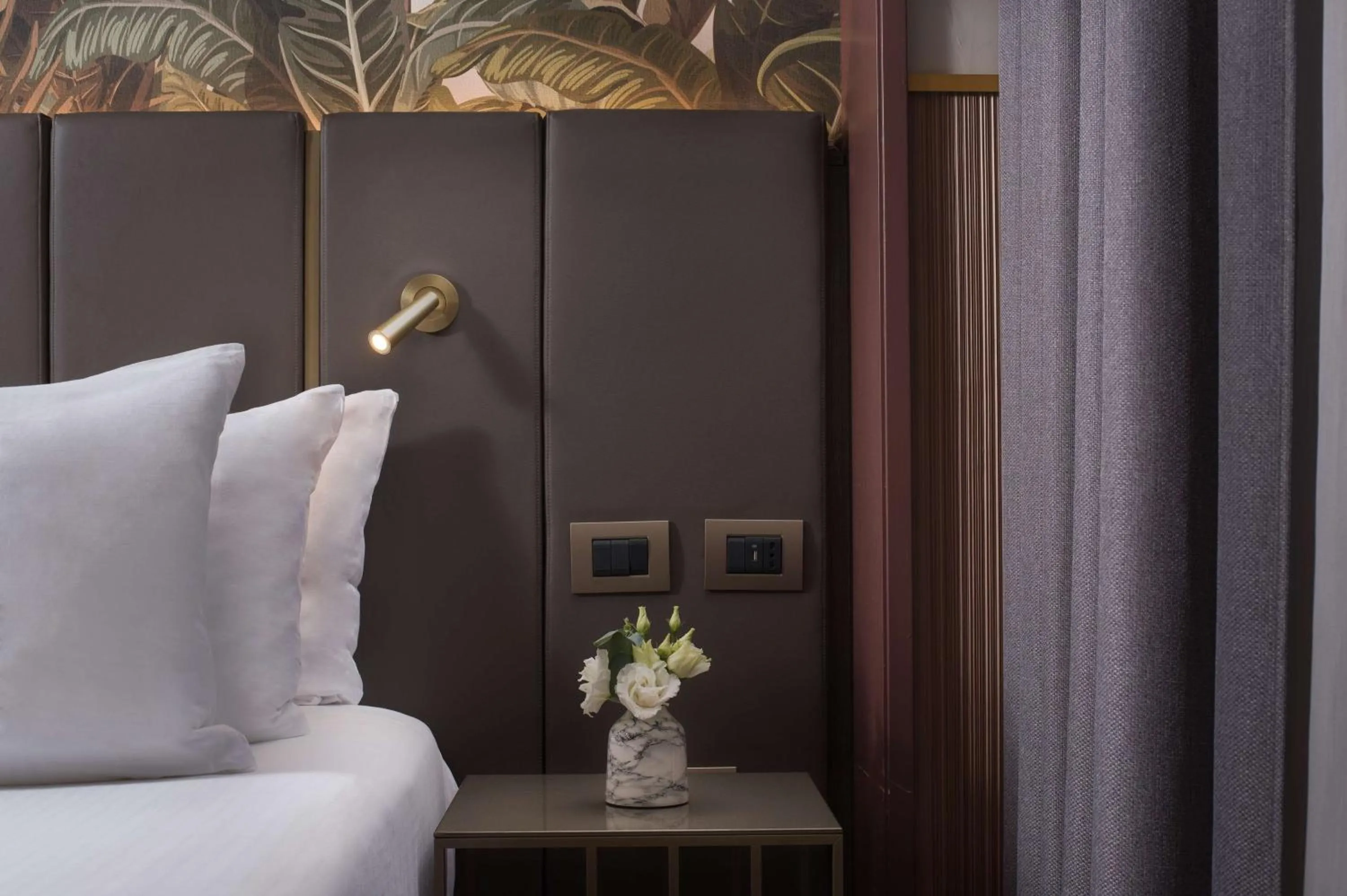 Bedroom, Bed in NH Collection Milano Touring