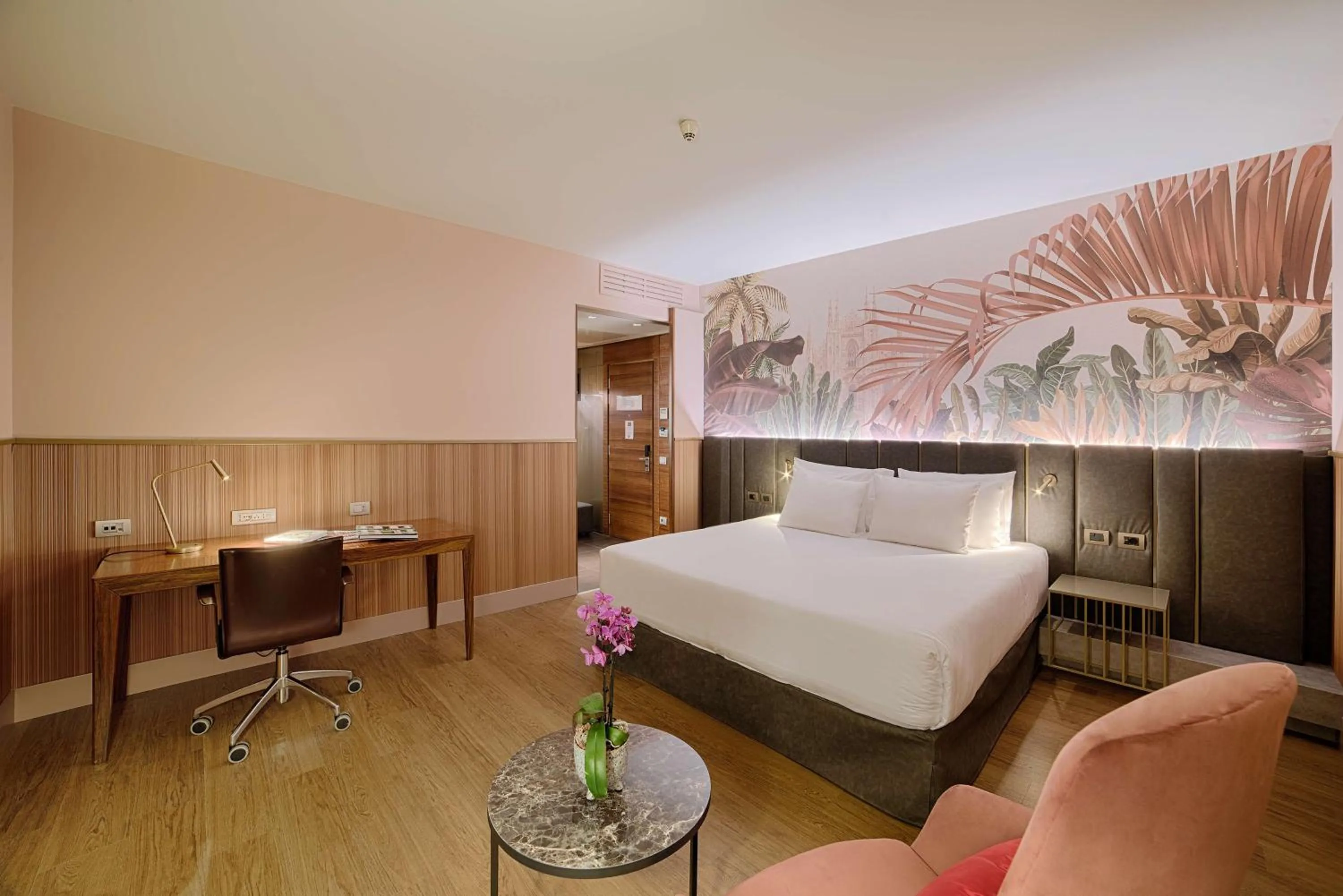 Bedroom, Bed in NH Collection Milano Touring