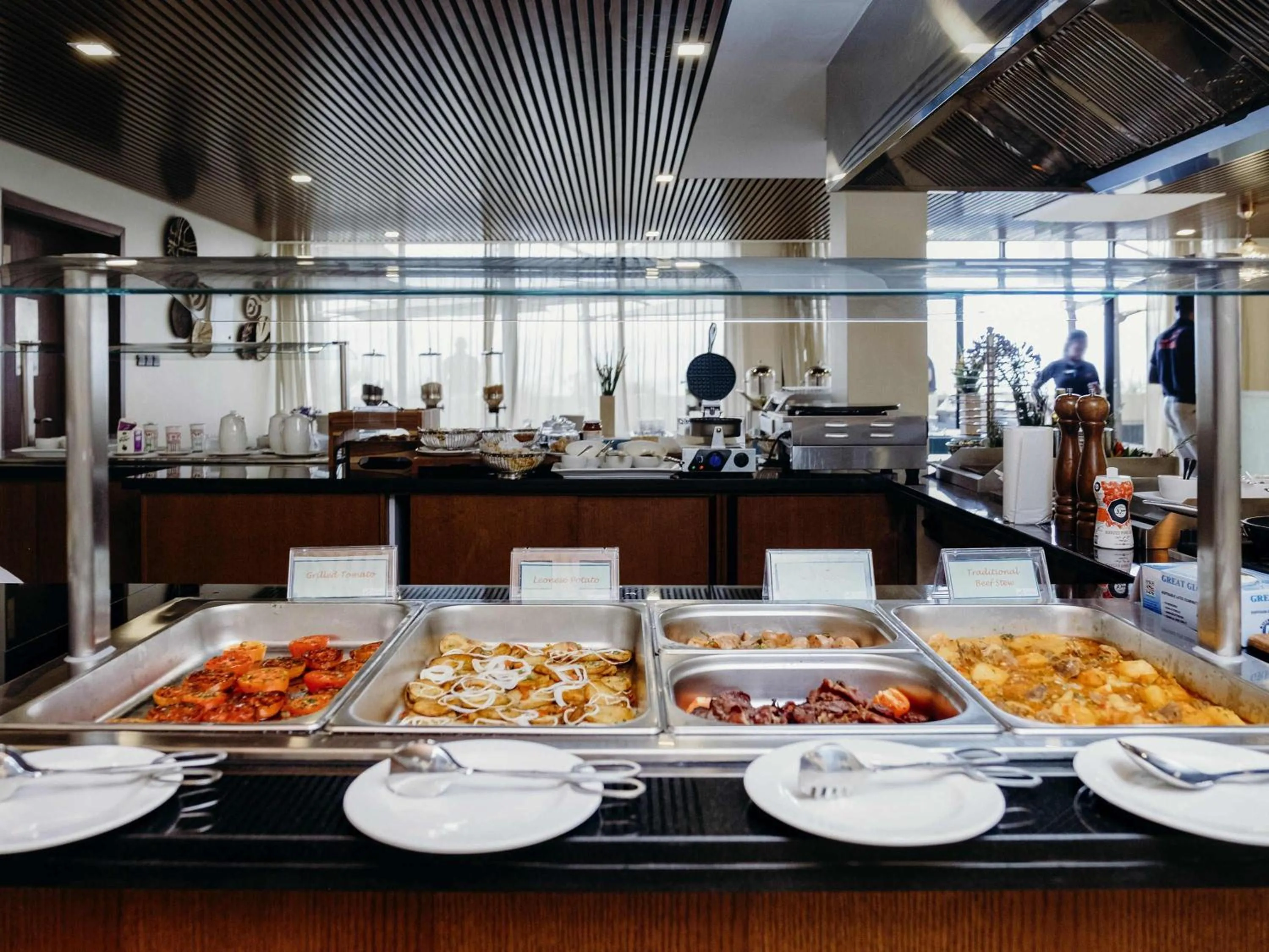 Restaurant/places to eat in Mantis Kivu Marina Bay Hotel