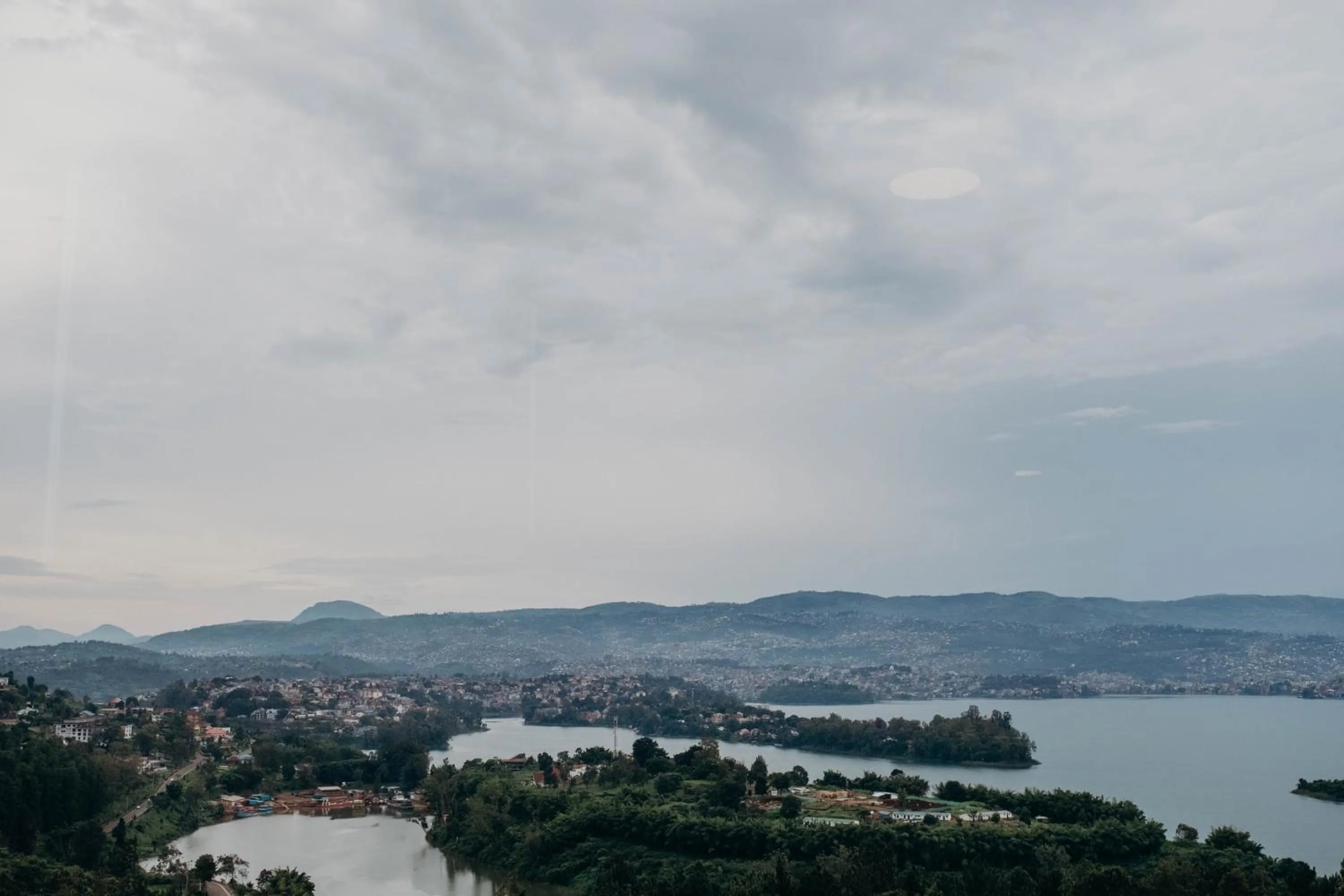 Day in Mantis Kivu Marina Bay Hotel