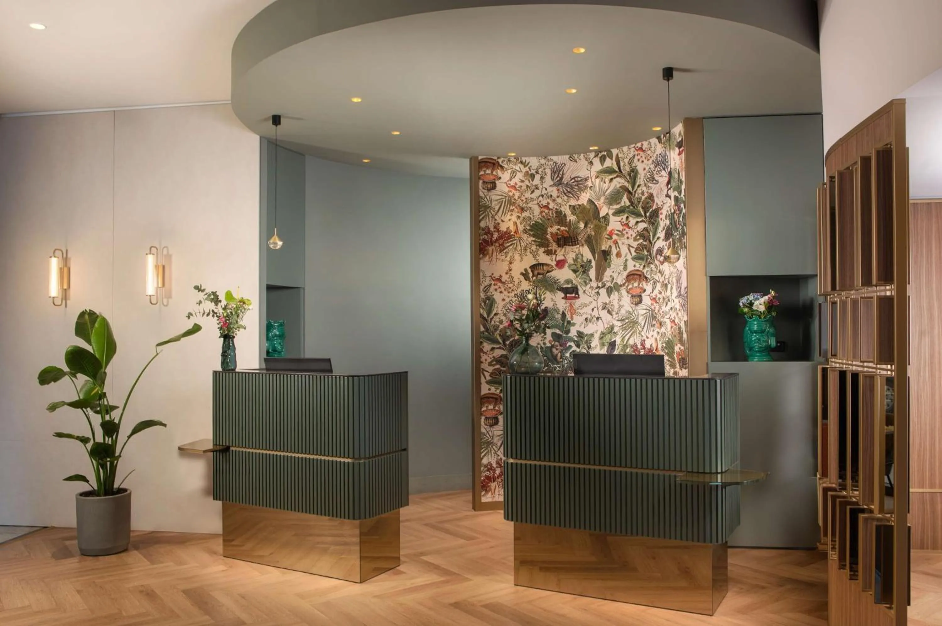 Lobby or reception in NH Catania Centro