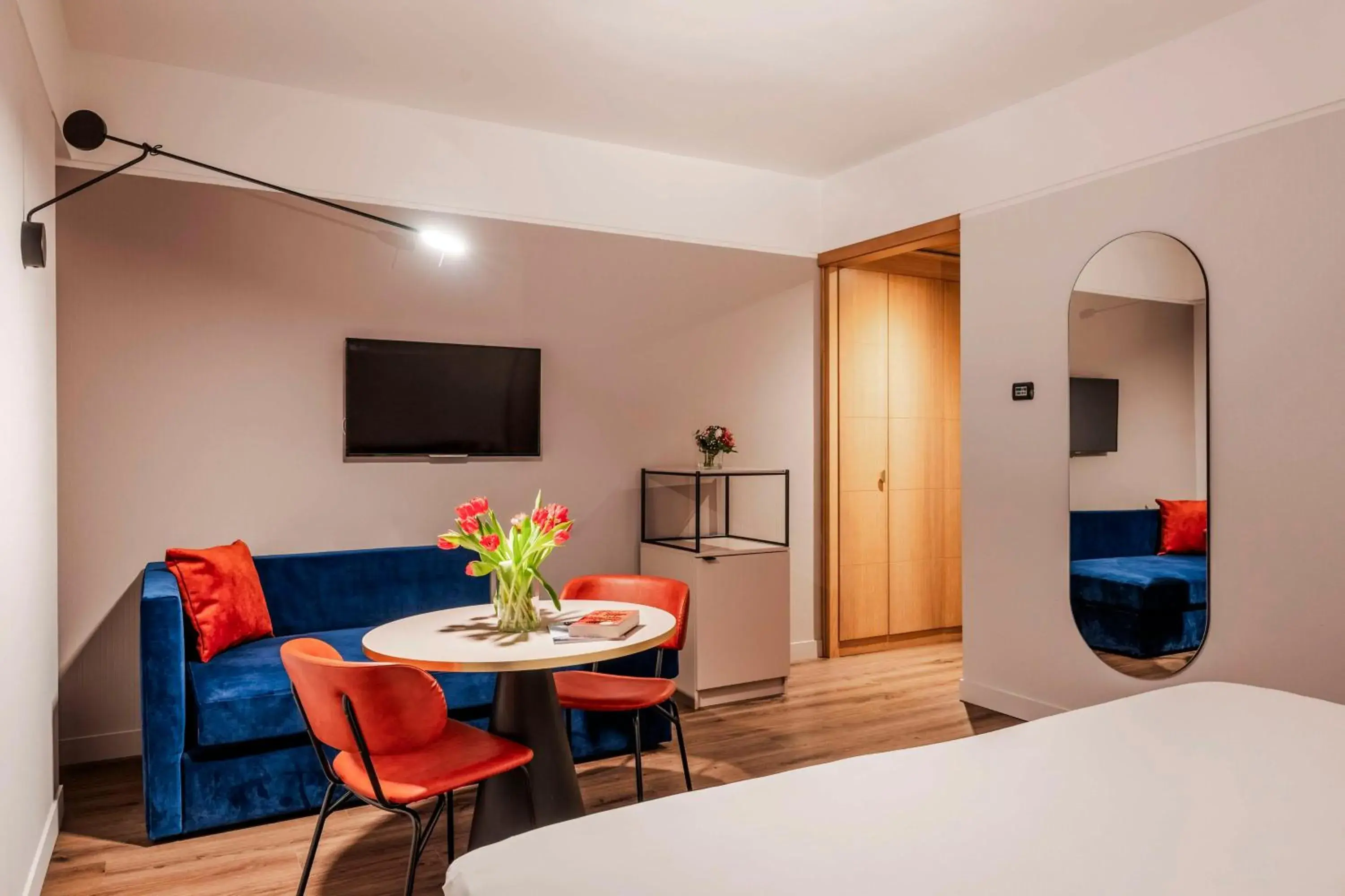 Premium Room with Extra Bed (2 Adults + 1 Child) in NH Catania Centro Premium Room with Extra Bed (2 Adults + 1 Child) in NH Catania Centro