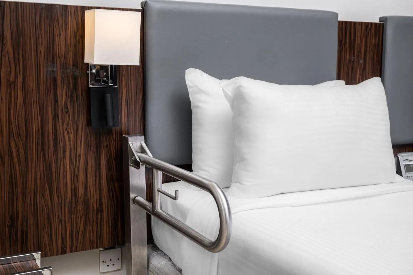 Bed in Elaf Bakkah Hotel