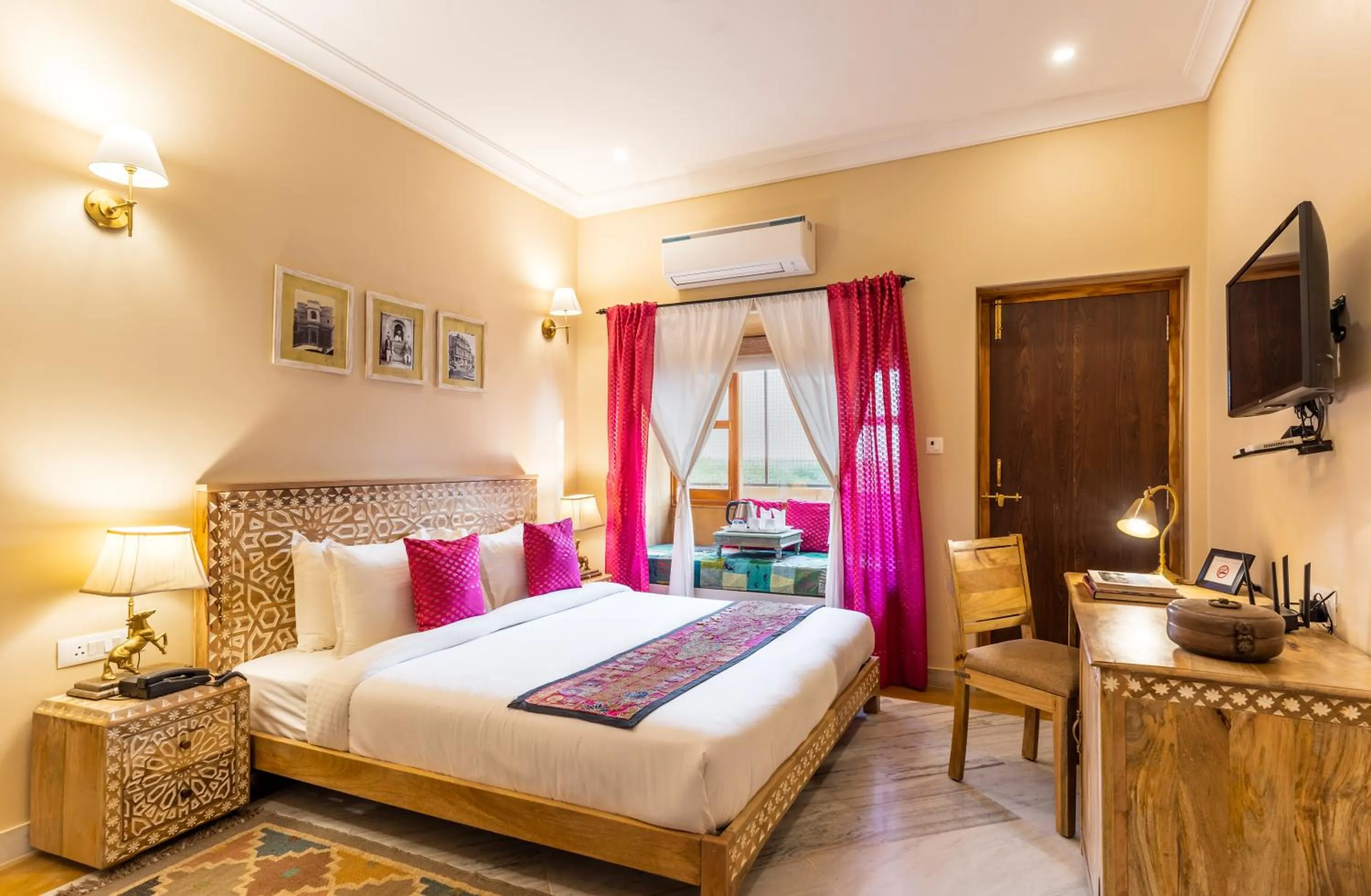 Photo of the whole room, Bed in Hotel Jasmin Haveli