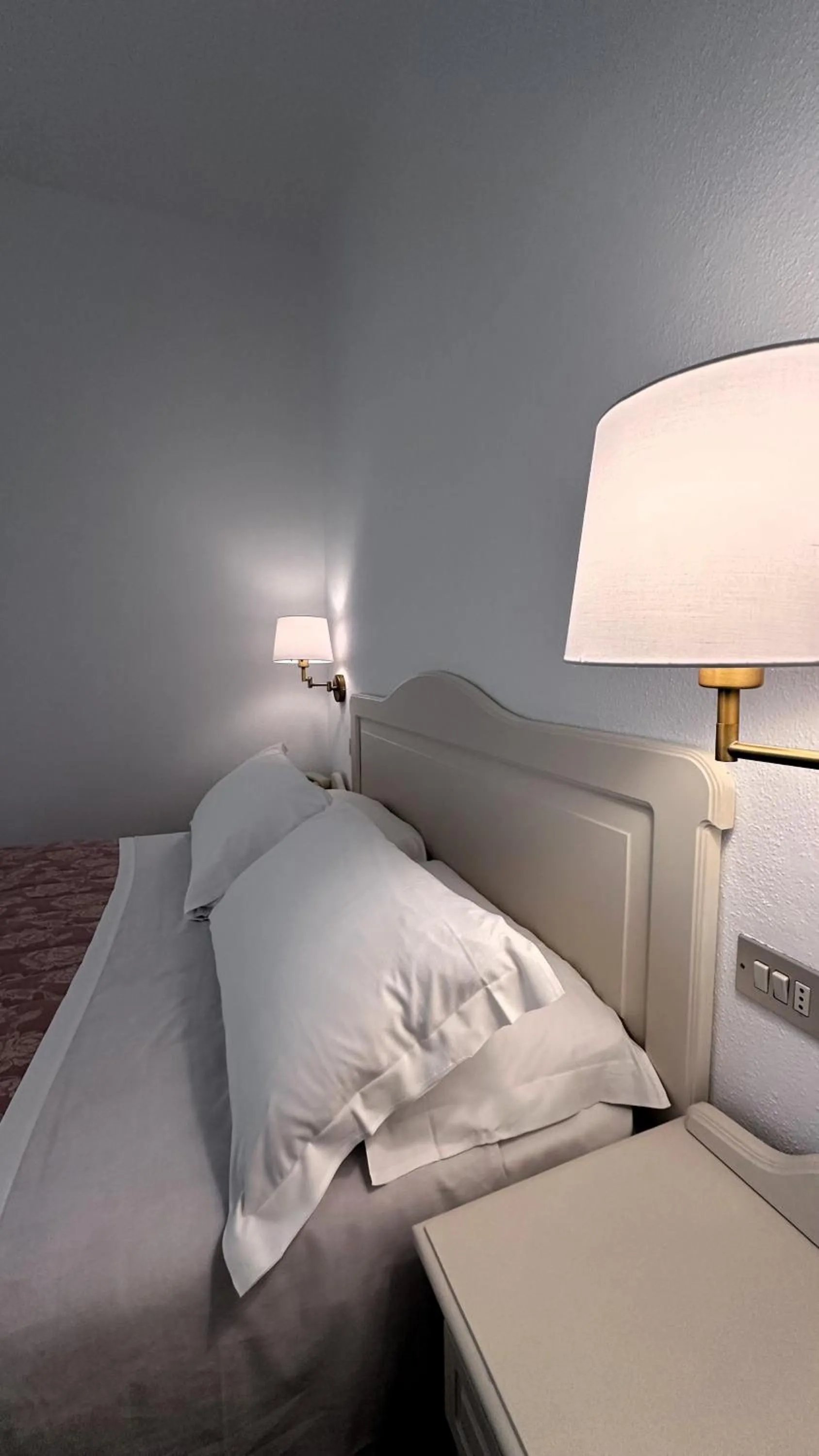 Bed in Hotel Terranova