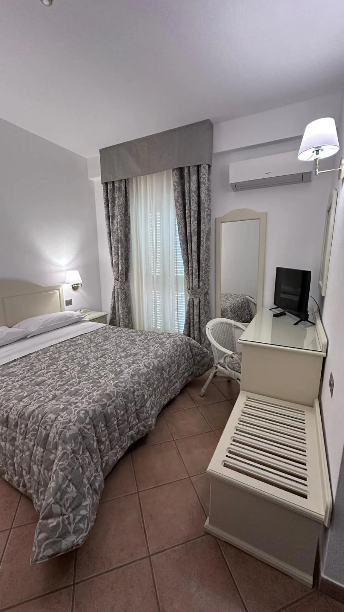 Bed in Hotel Terranova