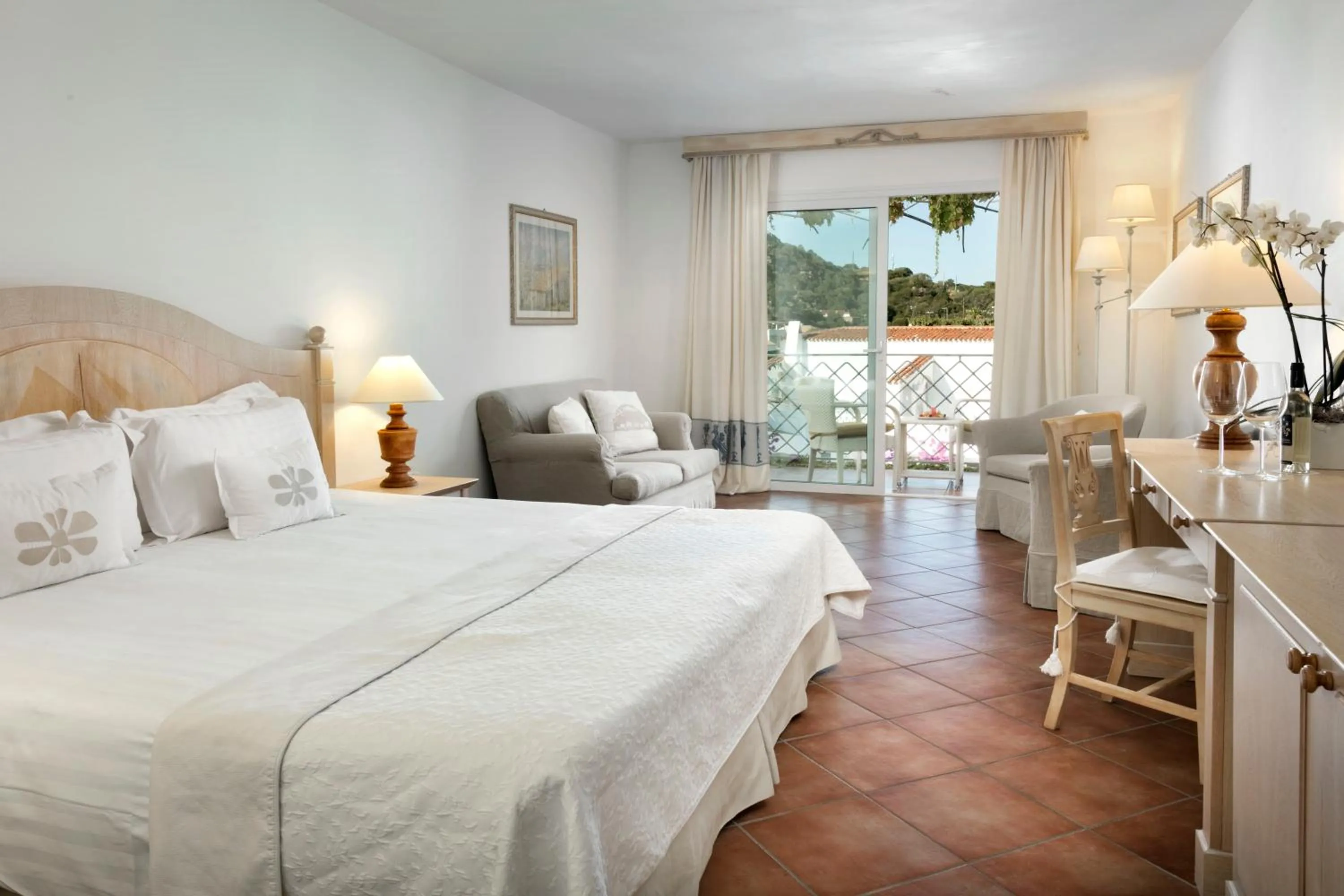 Photo of the whole room in Grand Hotel Poltu Quatu