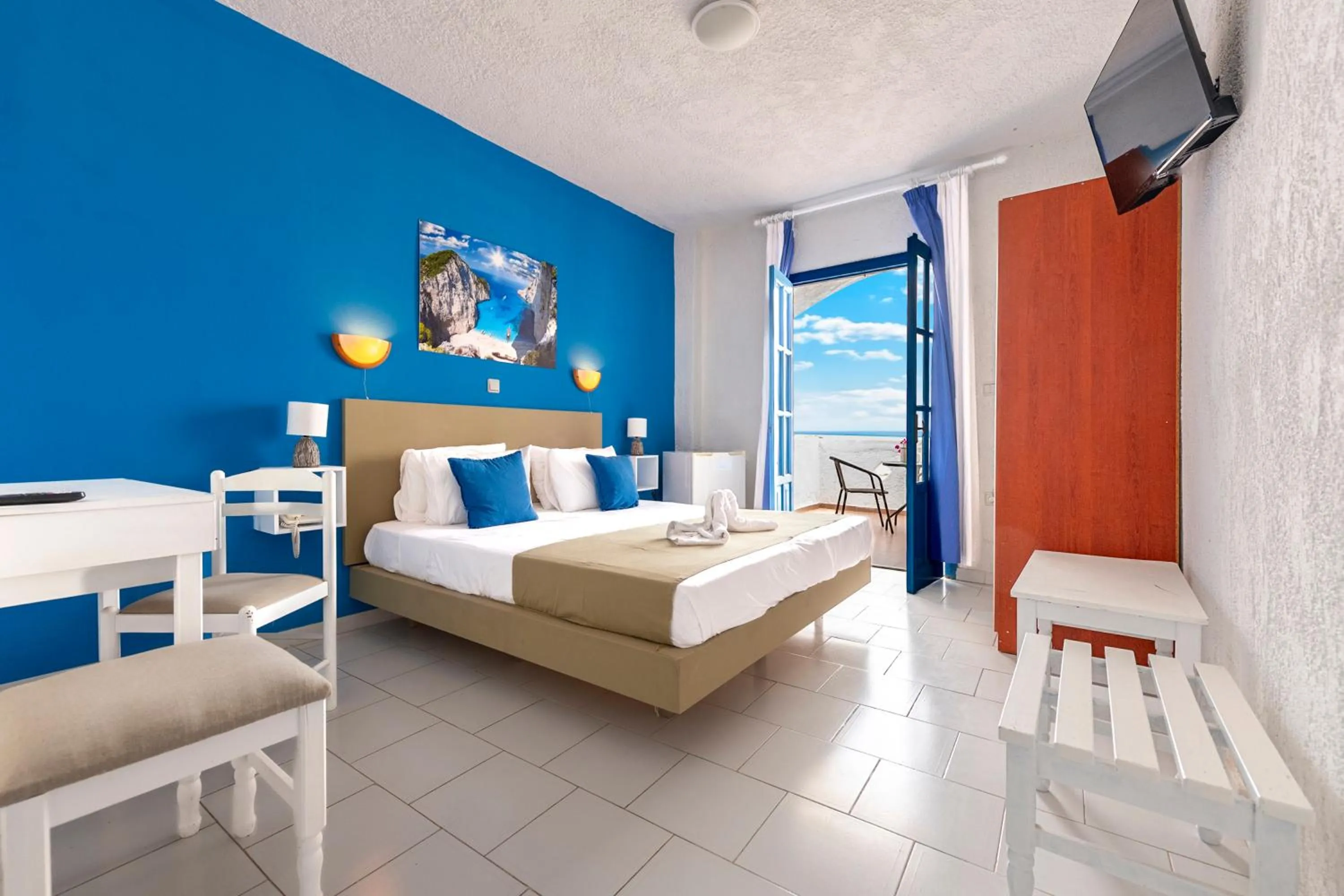 Bed in Bluu Bahari Hotel