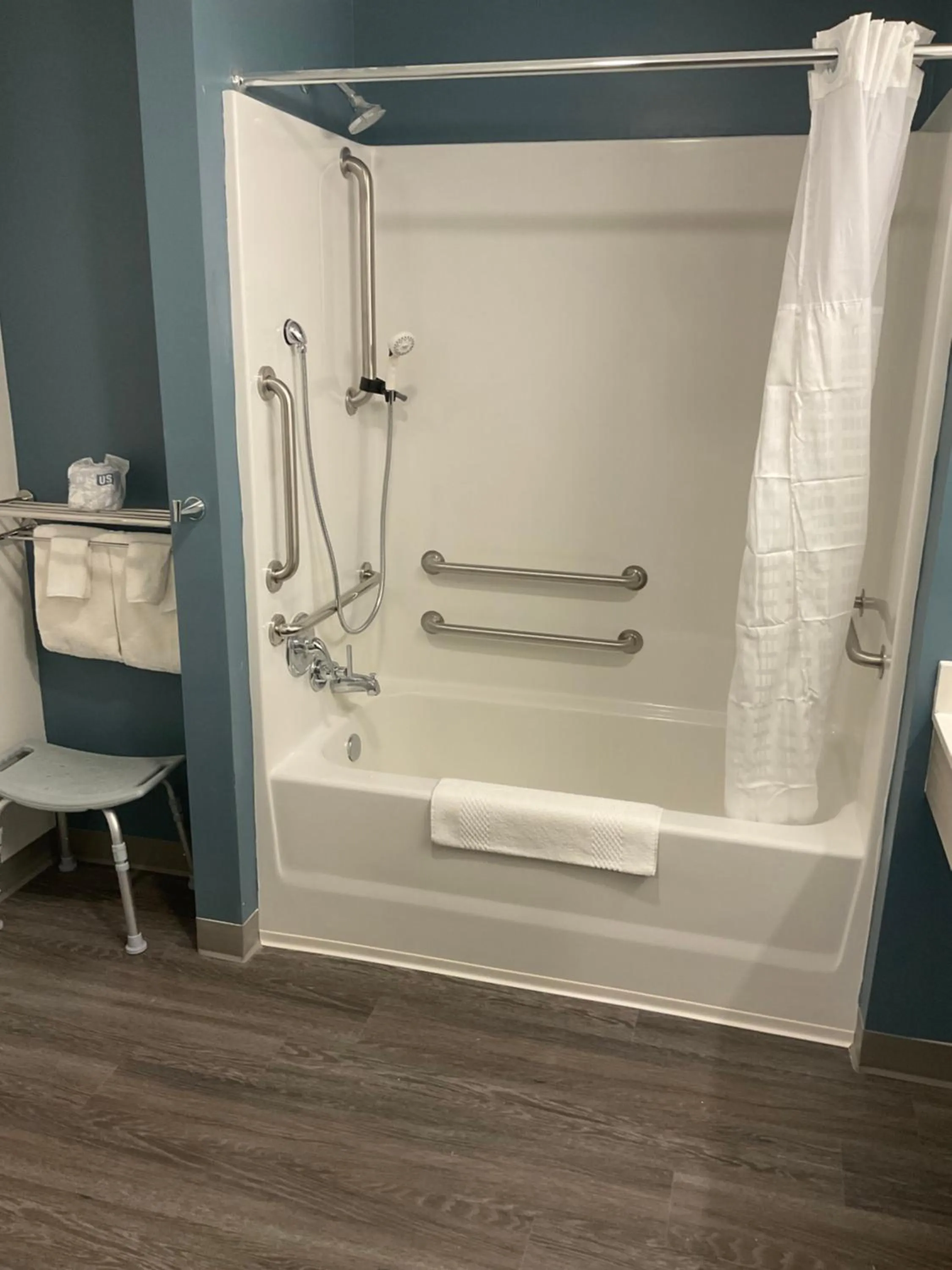Bath in WoodSpring Suites Concord-Charlotte Speedway