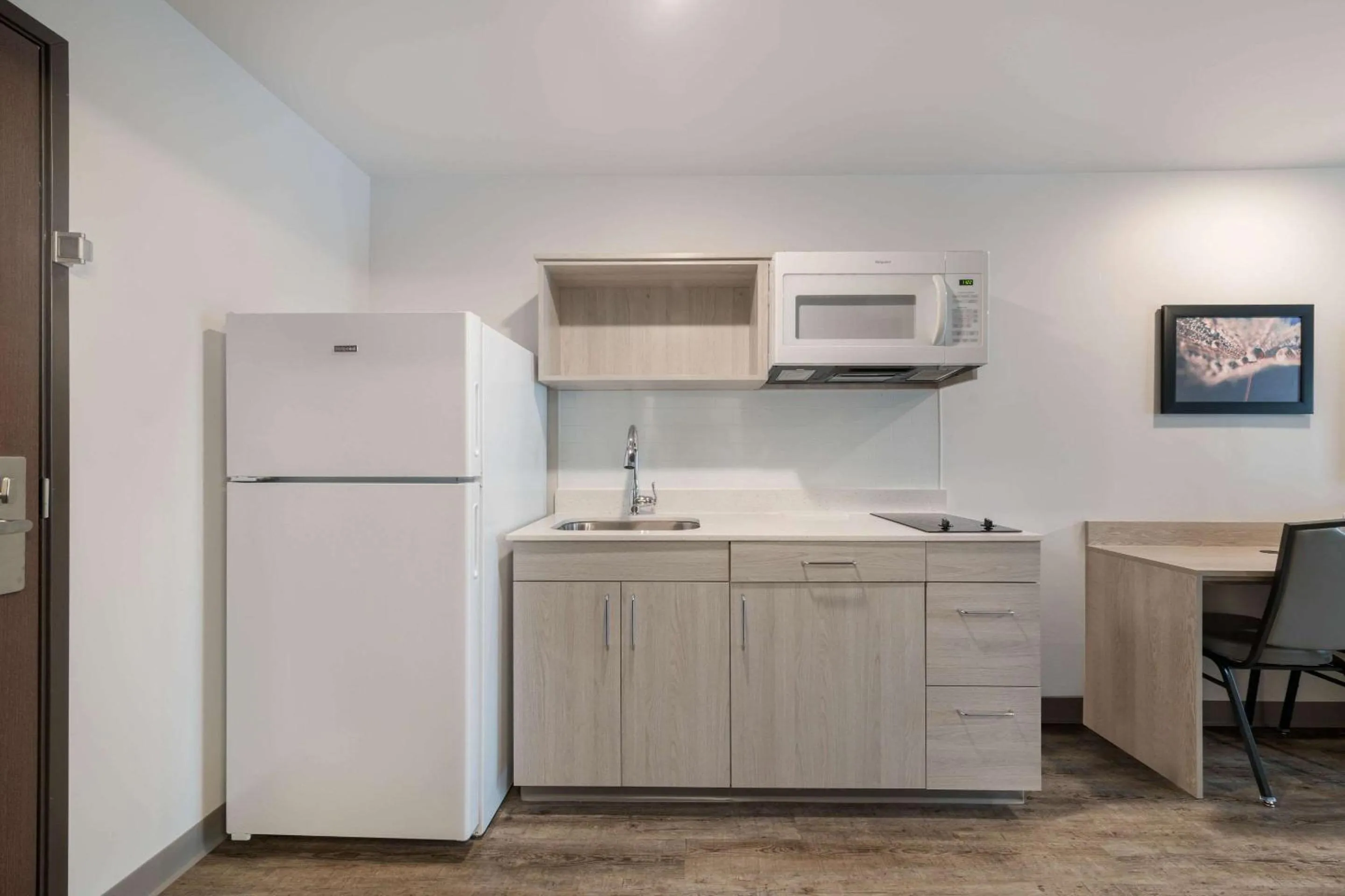 Bedroom in WoodSpring Suites Concord-Charlotte Speedway