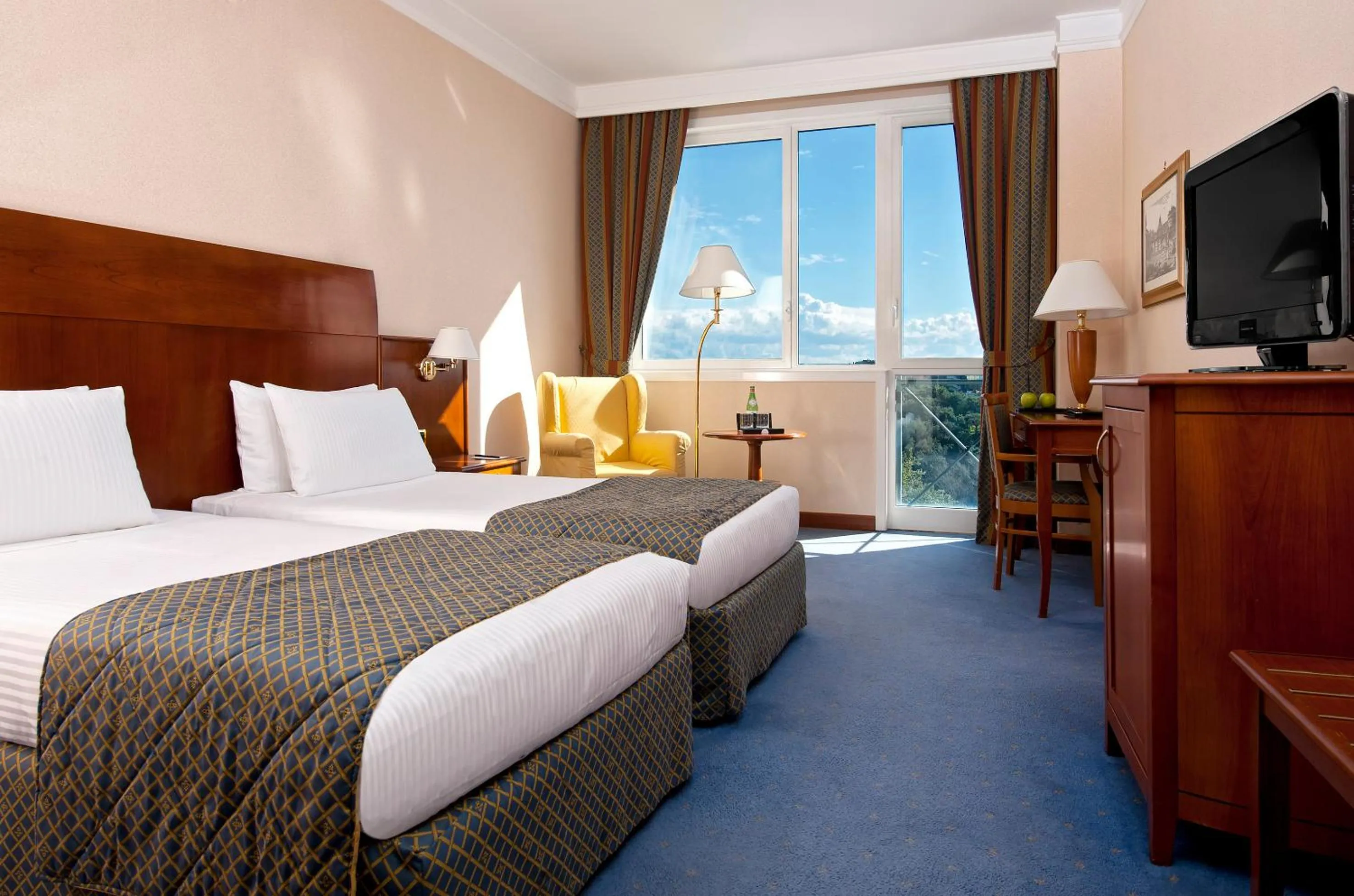 Photo of the whole room, Bed in Hotel Roma Aurelia Antica