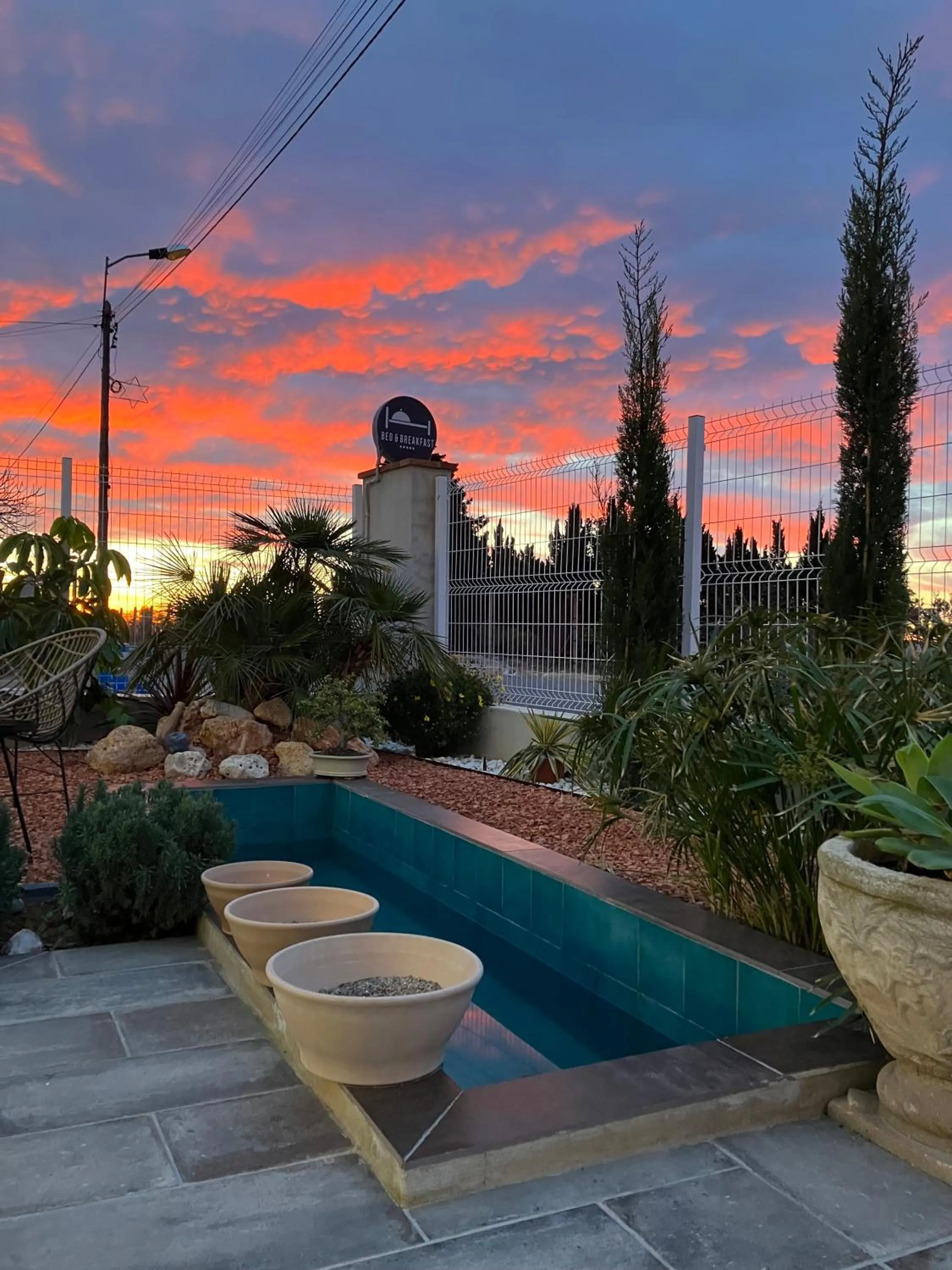 Garden in L'Hotelet del Delta - adults