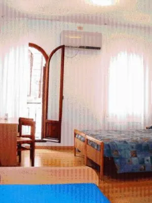 Photo of the whole room, Bed in Hotel Caprera