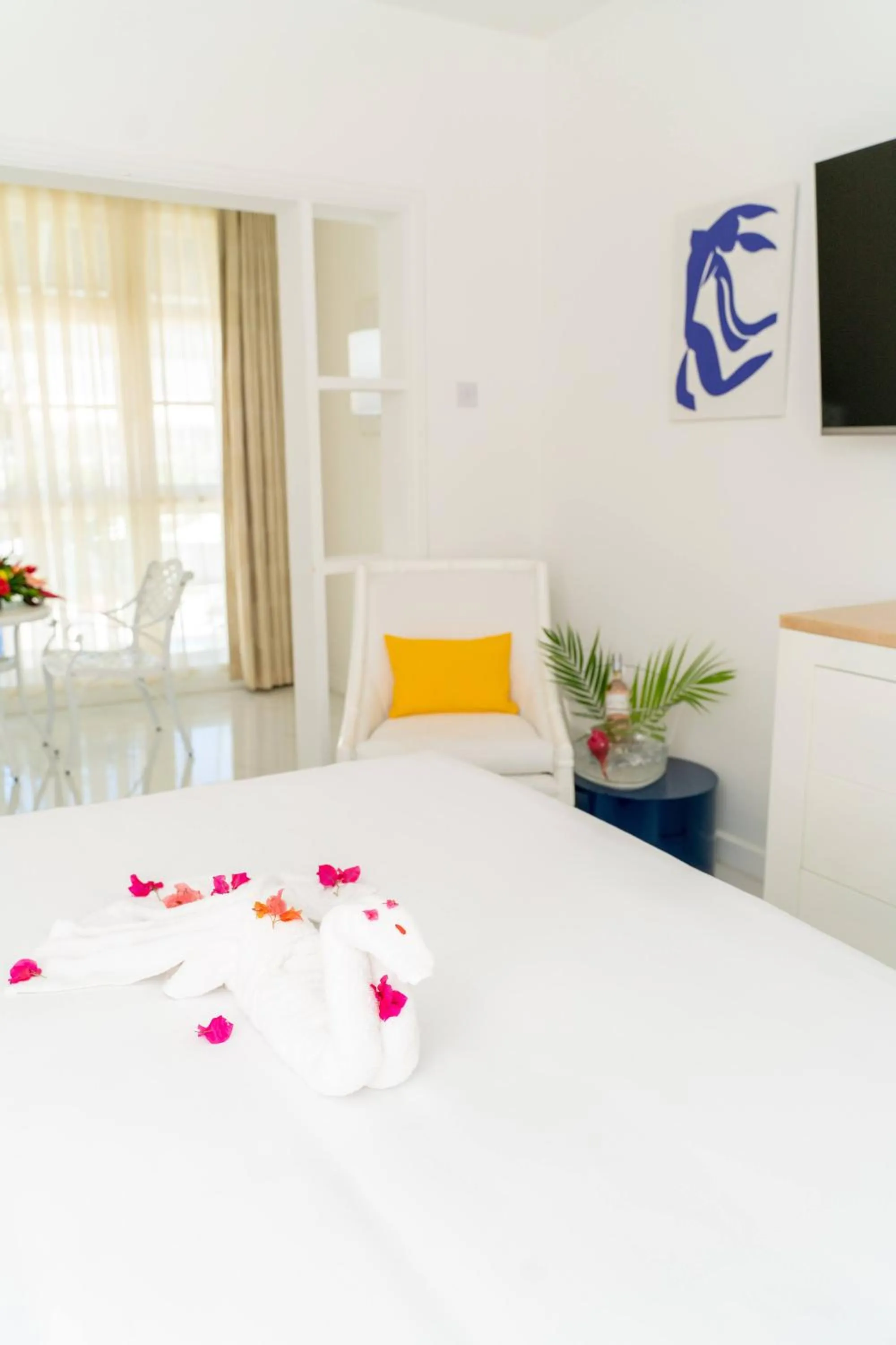 Bed in The SoCo House - All-Inclusive